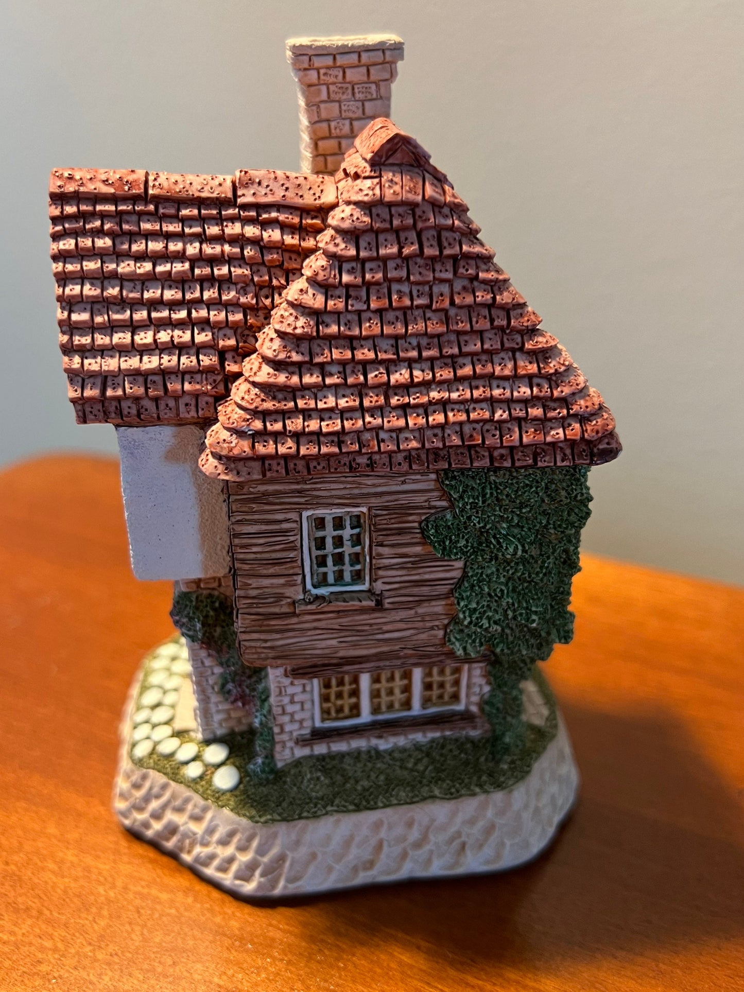 Tile Maker’s Cottage by David Winter Cottages handmade England hand painted by John Hine, LTD Great Britain 1999 Lover Antiques and Vintage