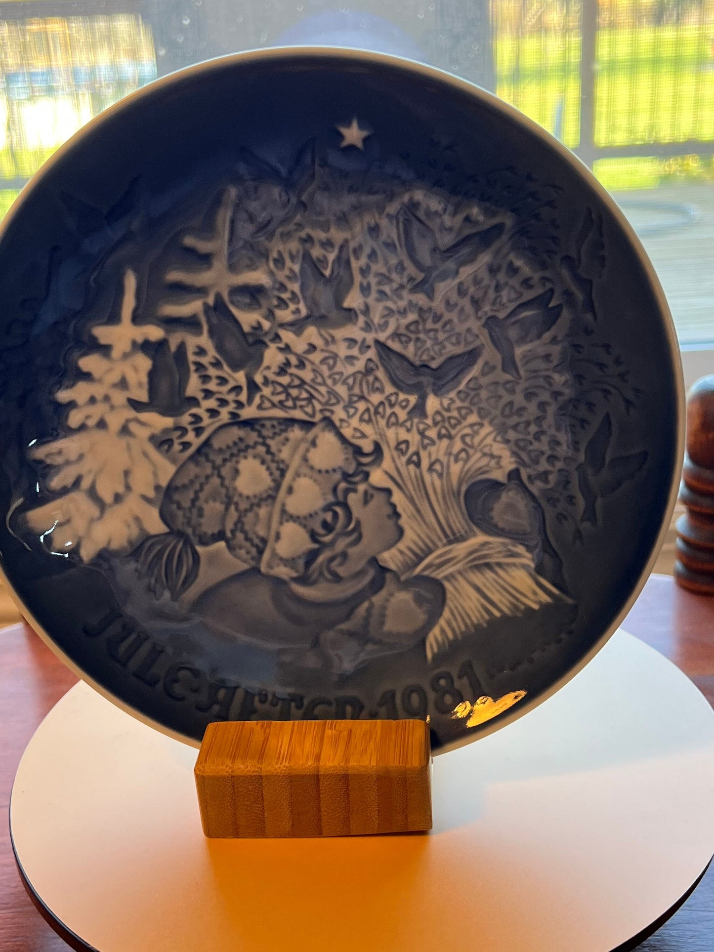 Vintage B&G Copenhagen Denmark Porcelain Collector Annual Christmas Plates 1981 Lover Antiques and Vintage