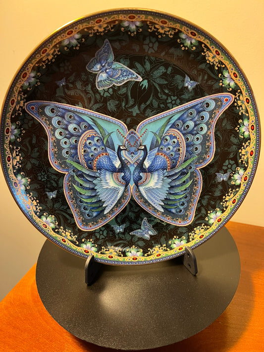 Vintage Sapphire Splendor Enchanted Wings limited edition by Oleg Gavrilov Bradford Exchange Plate #1357 A Plate Wall Hanging Lover Antiques