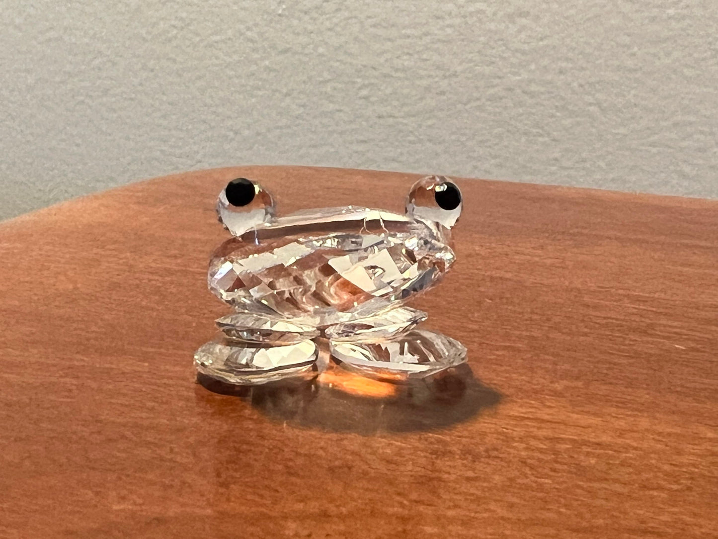 Vintage Swarovski Style Glass Frog Sculpture Art Glass Figurine frogs great gift artwork signed crystal cut glass Lover Antiques and Vintage