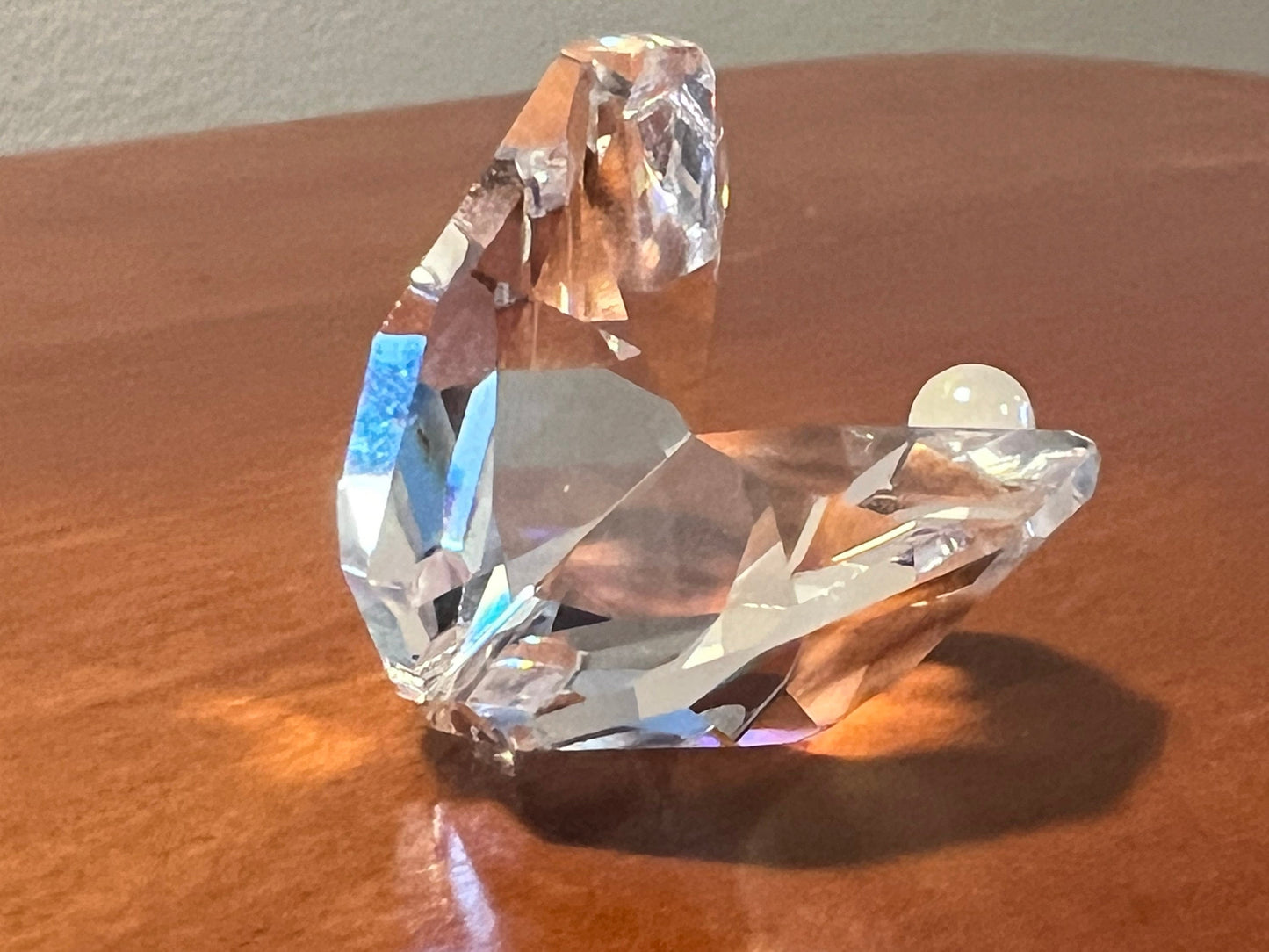 Vintage Swarovski Glass Open Clam with a Pearl Sculpture Art Glass Figurine great gift artwork crystal cut glass Lover Antiques and Vintage