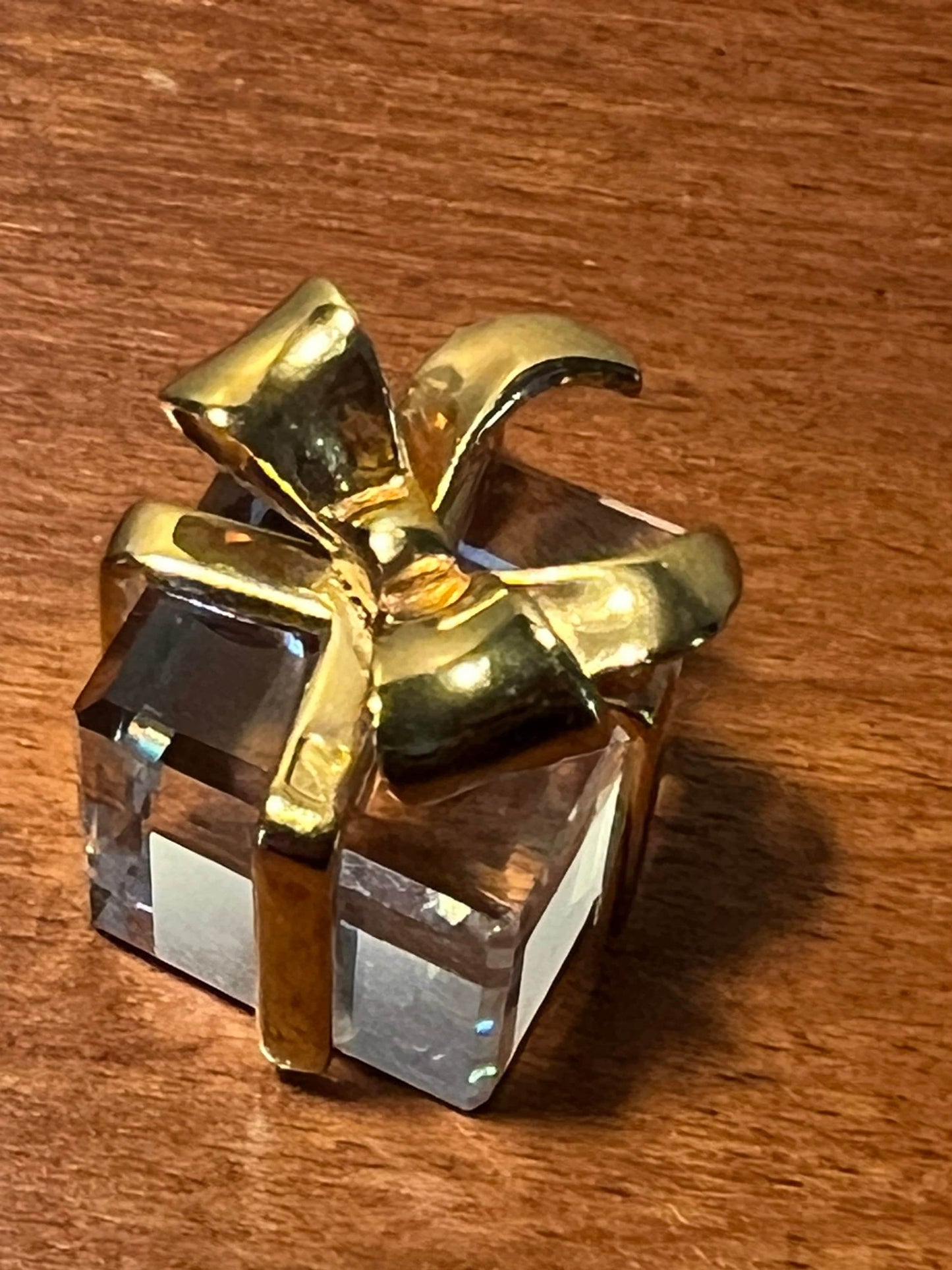 Vintage Swarvoski Glass Present with 24k Gold Glass Art Gift Sculpture Art Glass Figurine great gift artwork crystal cut glass