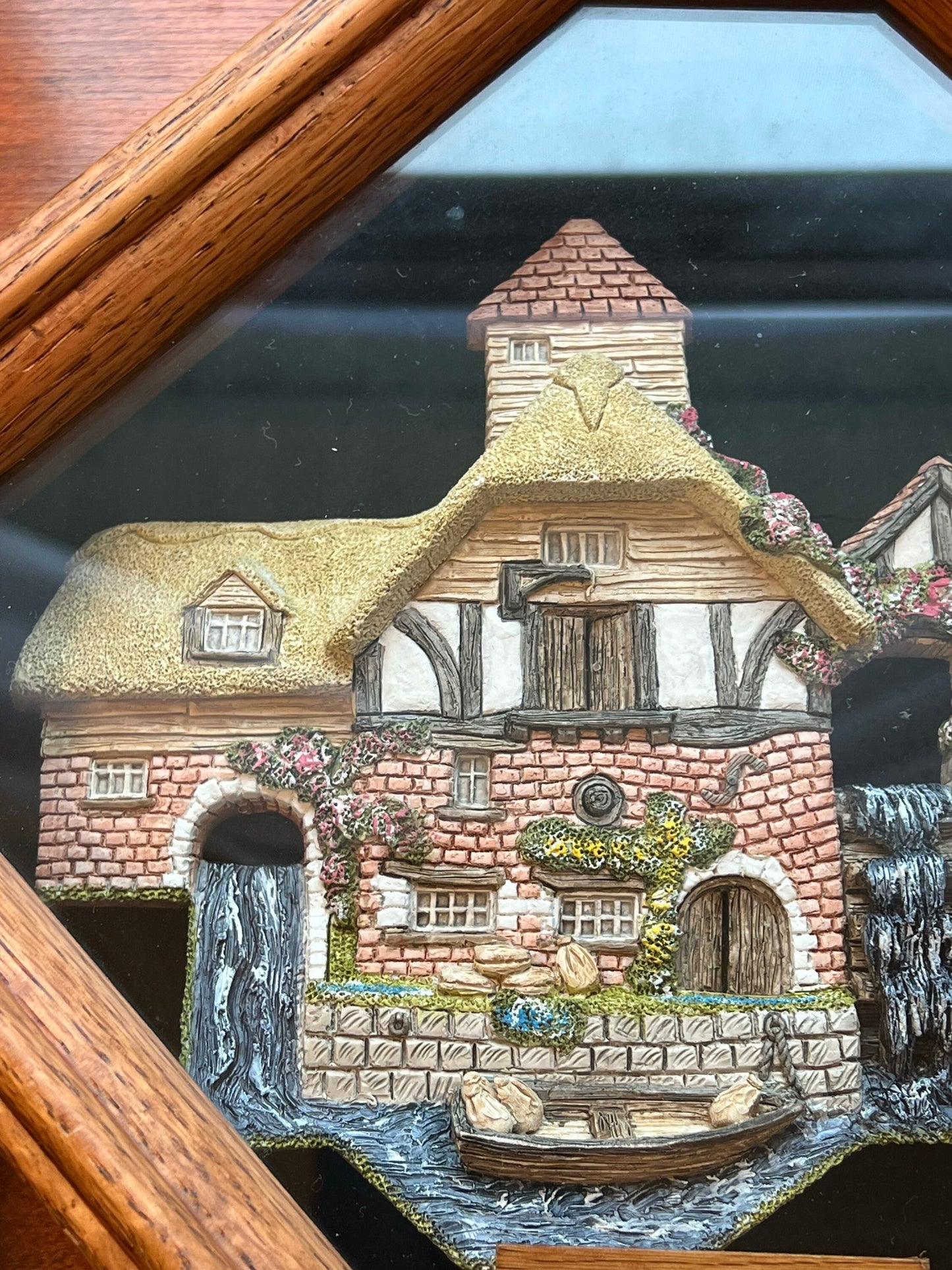 Vintage David Winter Cottages 1998 handmade hand painted by John Hine, LTD Great Britain Lover Antiques and Vintage