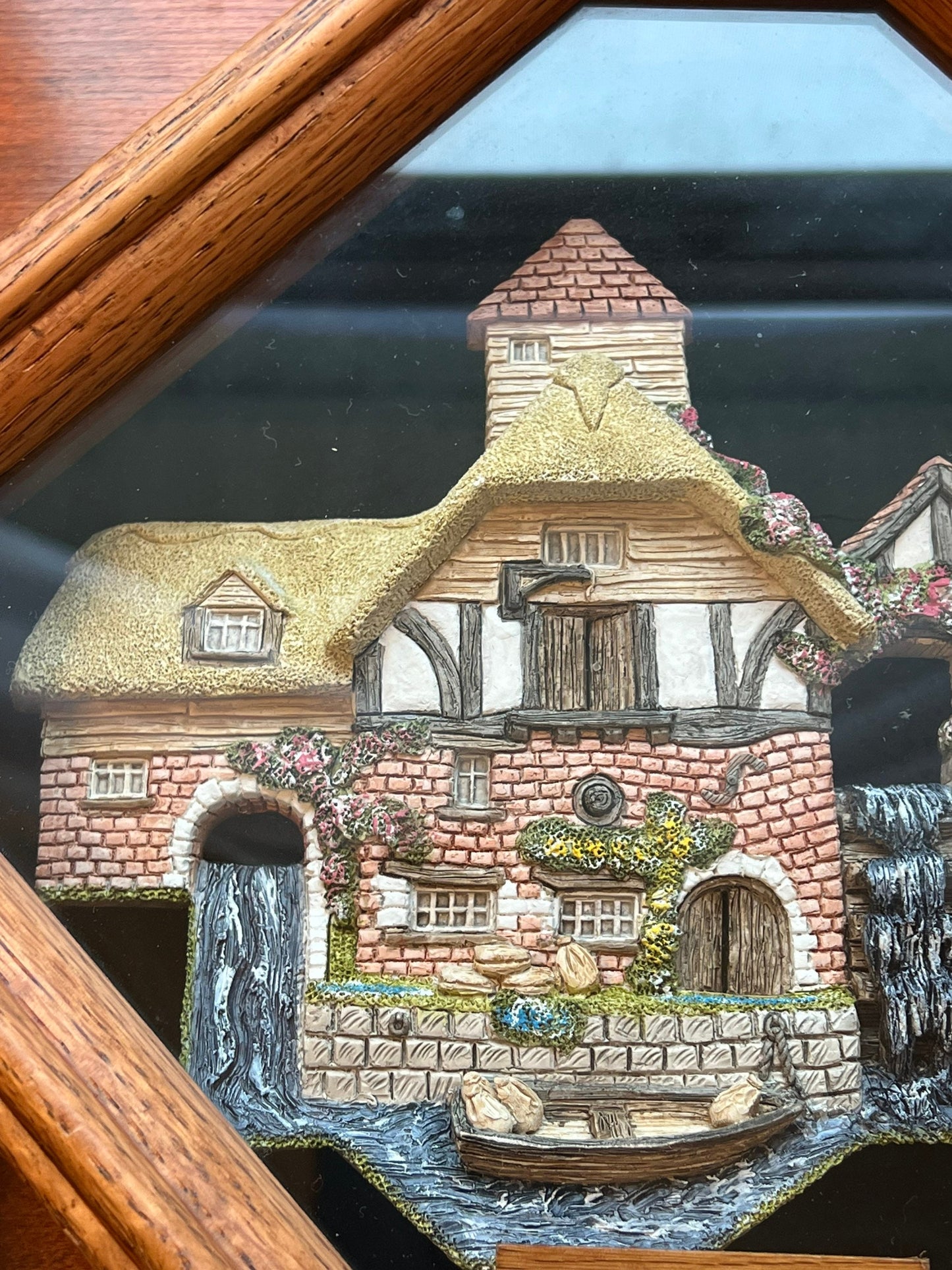 Vintage David Winter Cottages 1998 handmade hand painted by John Hine, LTD Great Britain Lover Antiques and Vintage