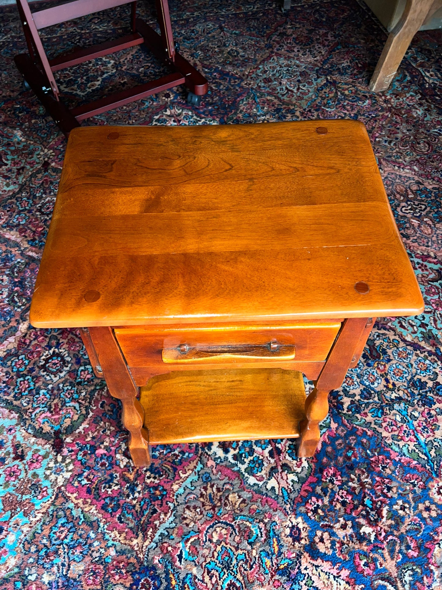 Cushman Colonial Creations Lucy Latham Original Nightstand Night Table No. 7169 Night stand small table Lover Antiques and Vintage