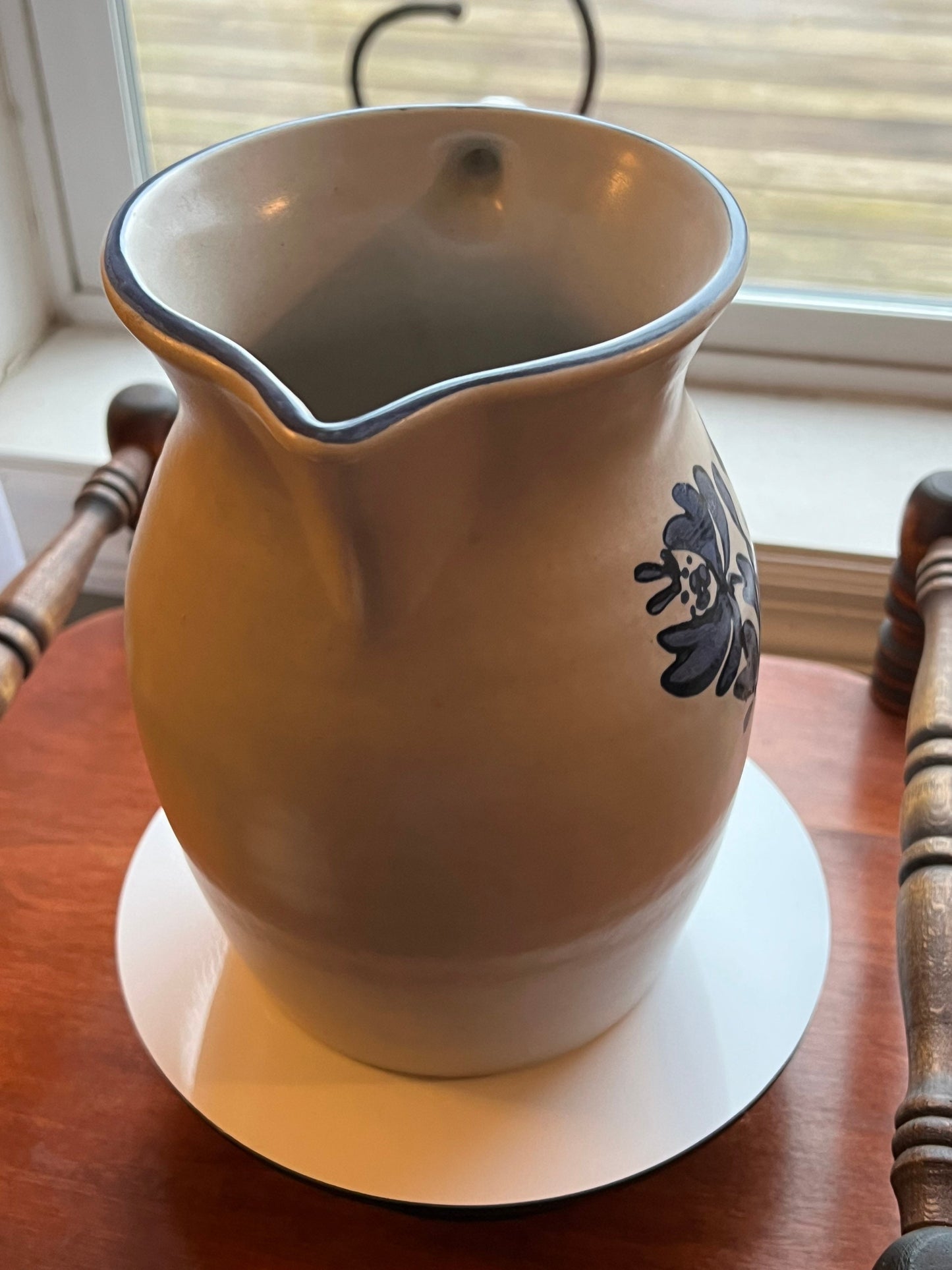 Vintage Pfaltzgraff Pitcher Gift Art Yorktowne Serving Vase Blue Cobalt Ceramic