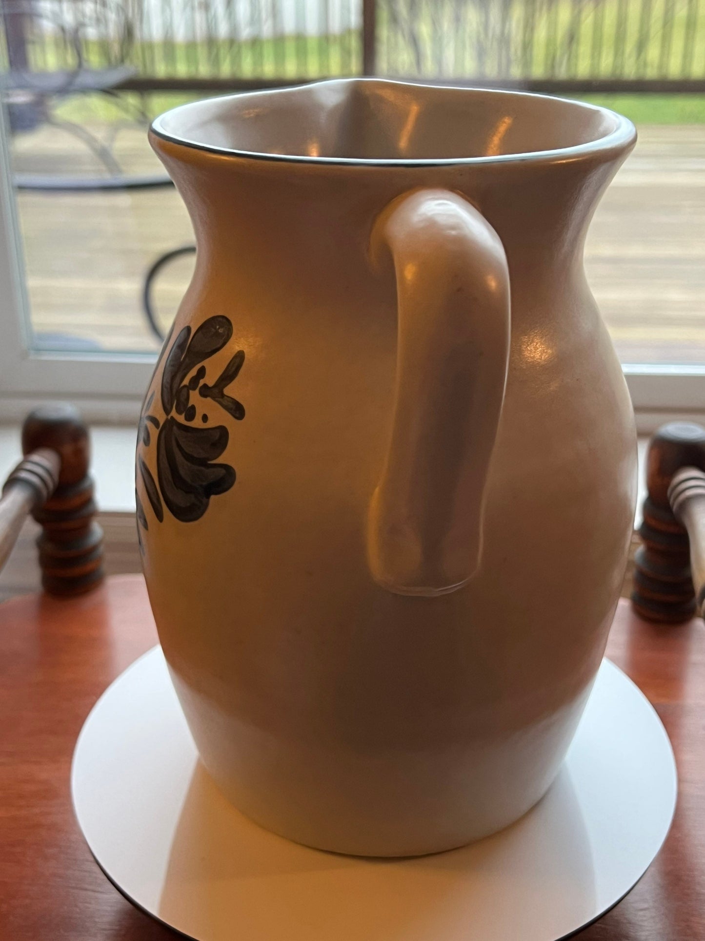 Vintage Pfaltzgraff Pitcher Gift Art Yorktowne Serving Vase Blue Cobalt Ceramic