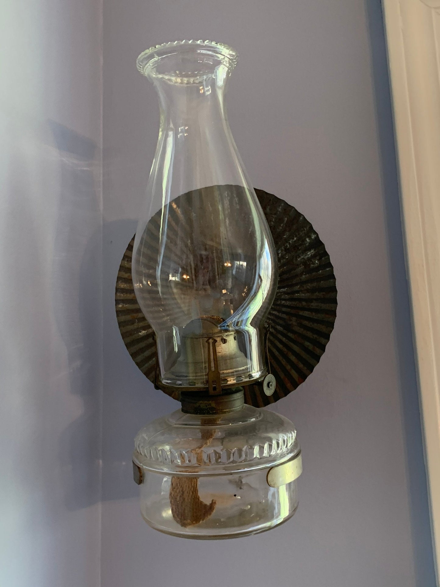 Vintage Eagle Oil Lamp with Wall Mount and Reflector P and A Manufacturing Plume & Atwood lamp lamps Lover Antiques and Vintage