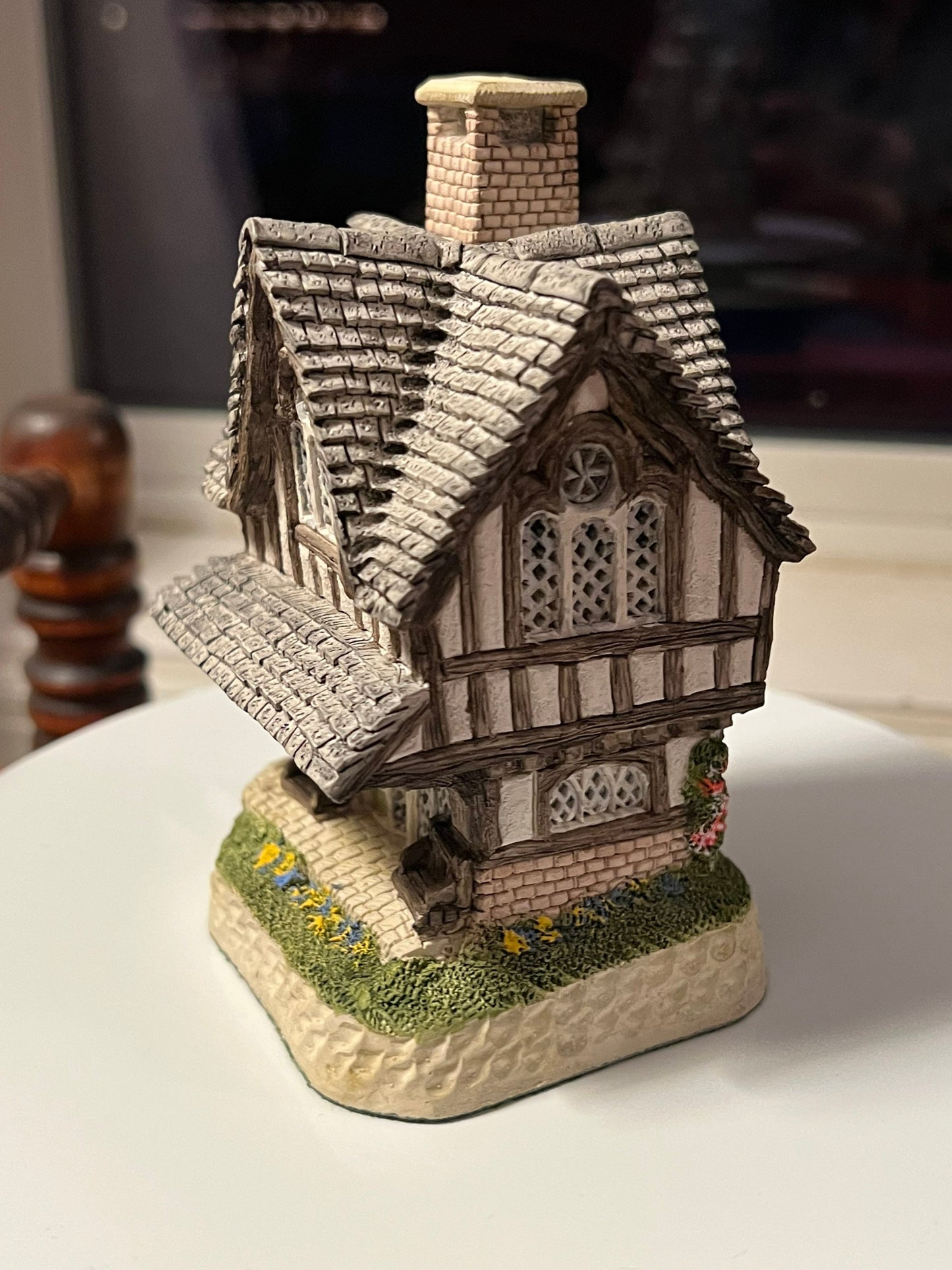 Vintage Grouse Moor Lodge by David Winter handmade hand painted Great Britain August British Traditions figures figurines