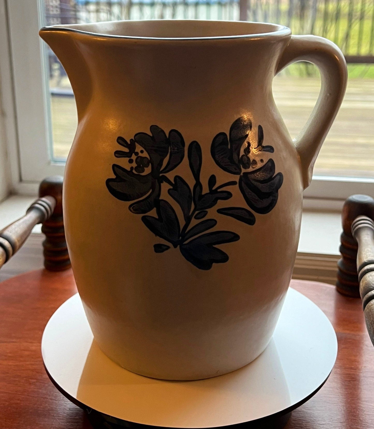 Vintage Pfaltzgraff Pitcher Gift Art Yorktowne Serving Vase Blue Cobalt Ceramic