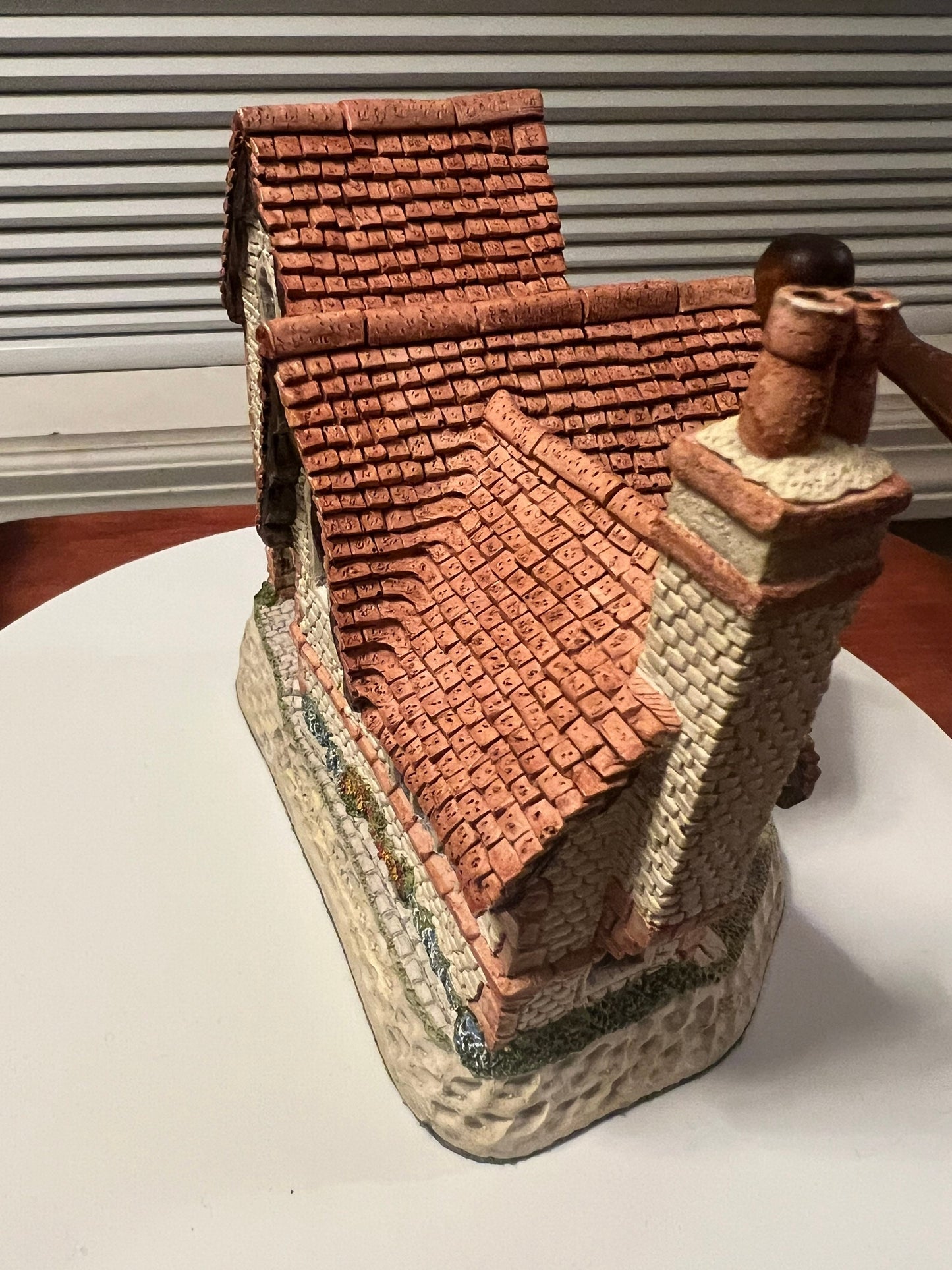 Vintage David Winter Staffordshire Vicarage 1994 Cottages handmade hand painted Great Britain figurines