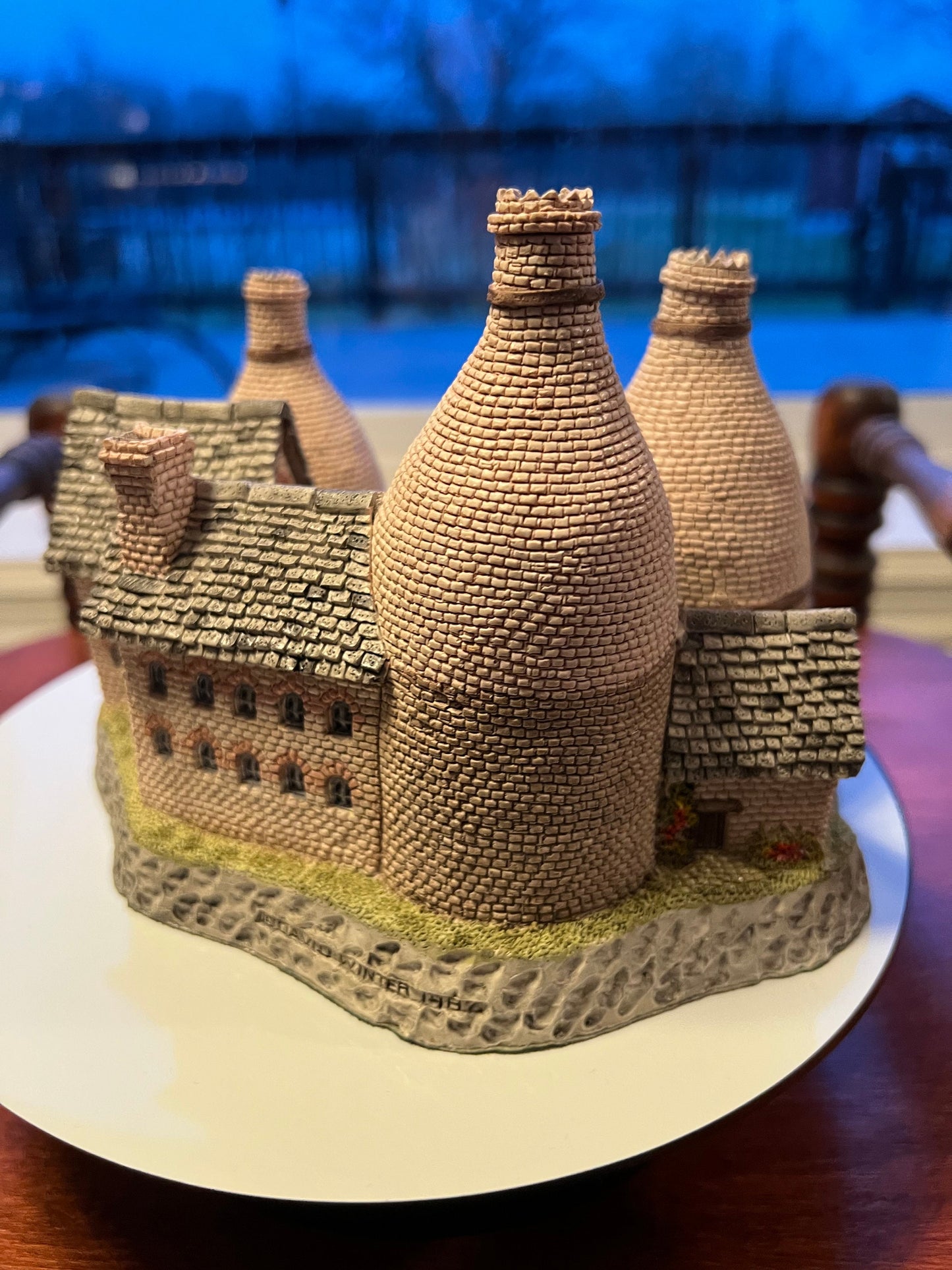 Vintage David Winter Cottages The Midlands Collection The Bottle Kilns Cottage 1987 handmade hand painted Great Britain figurines David Hine