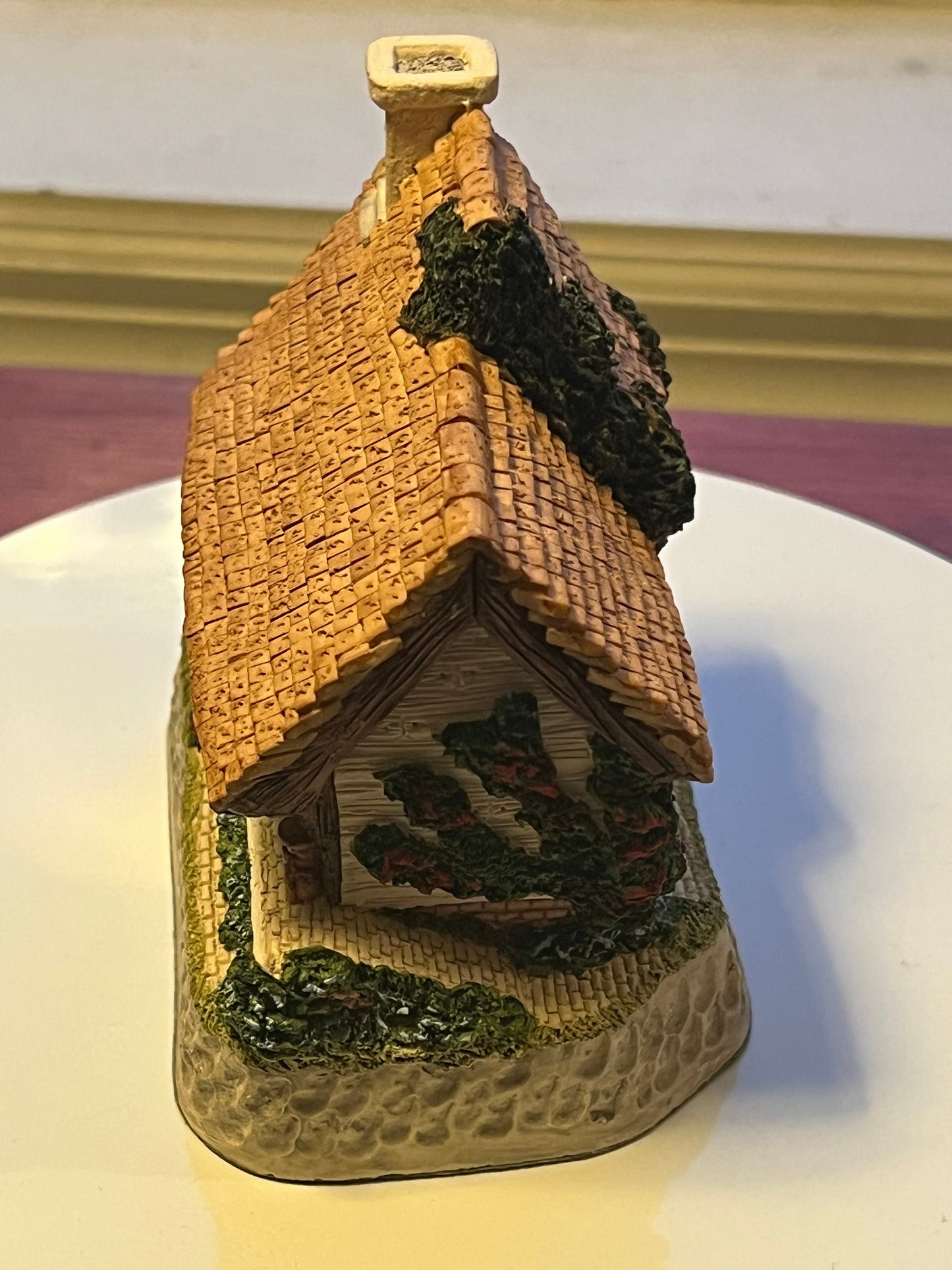 Vintage David Winter Cottages The Model Dairy Guild No. 21 Cottage 1995 handmade hand painted Great Britain figurines David Hine