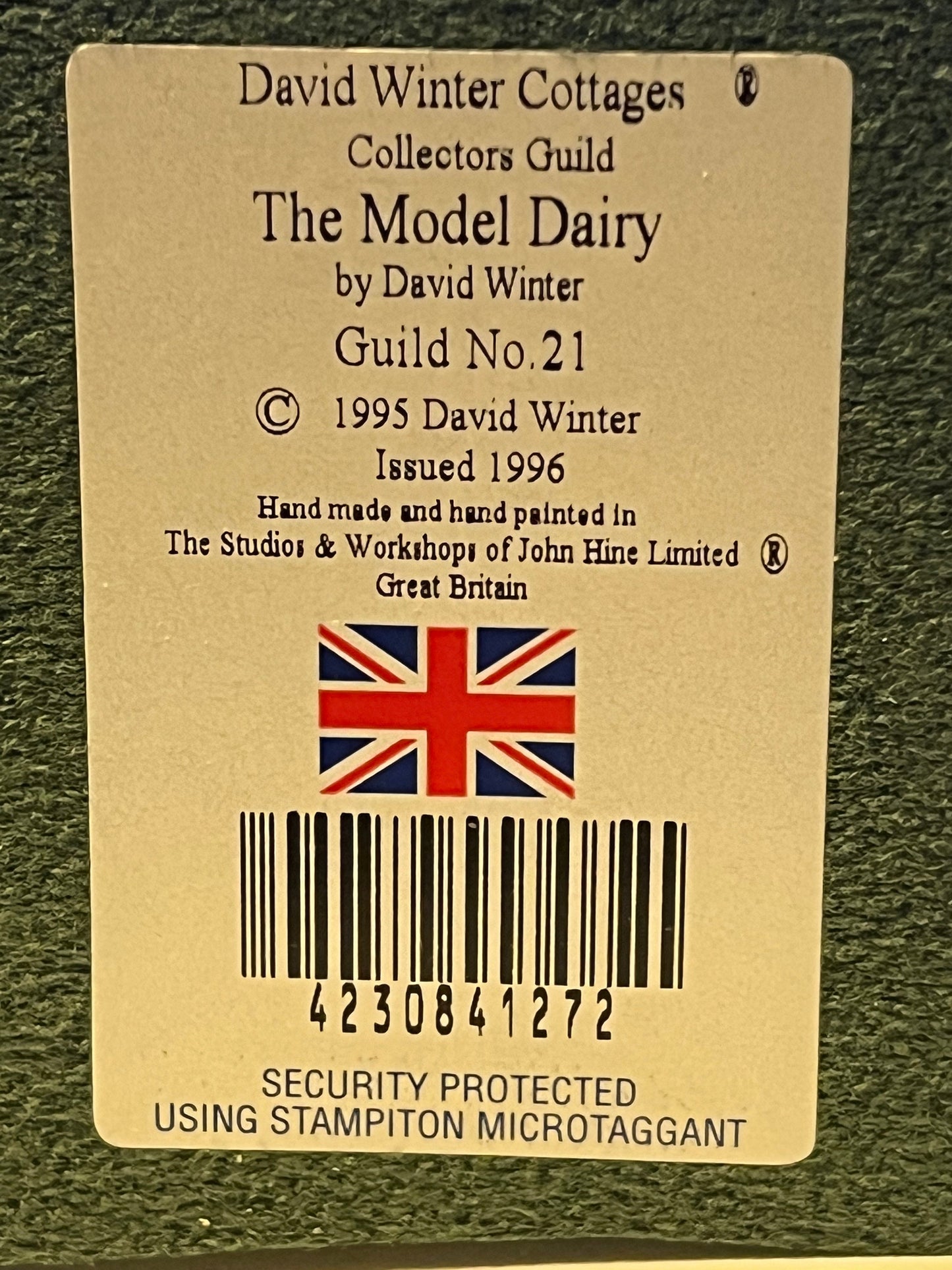 Vintage David Winter Cottages The Model Dairy Guild No. 21 Cottage 1995 handmade hand painted Great Britain figurines David Hine