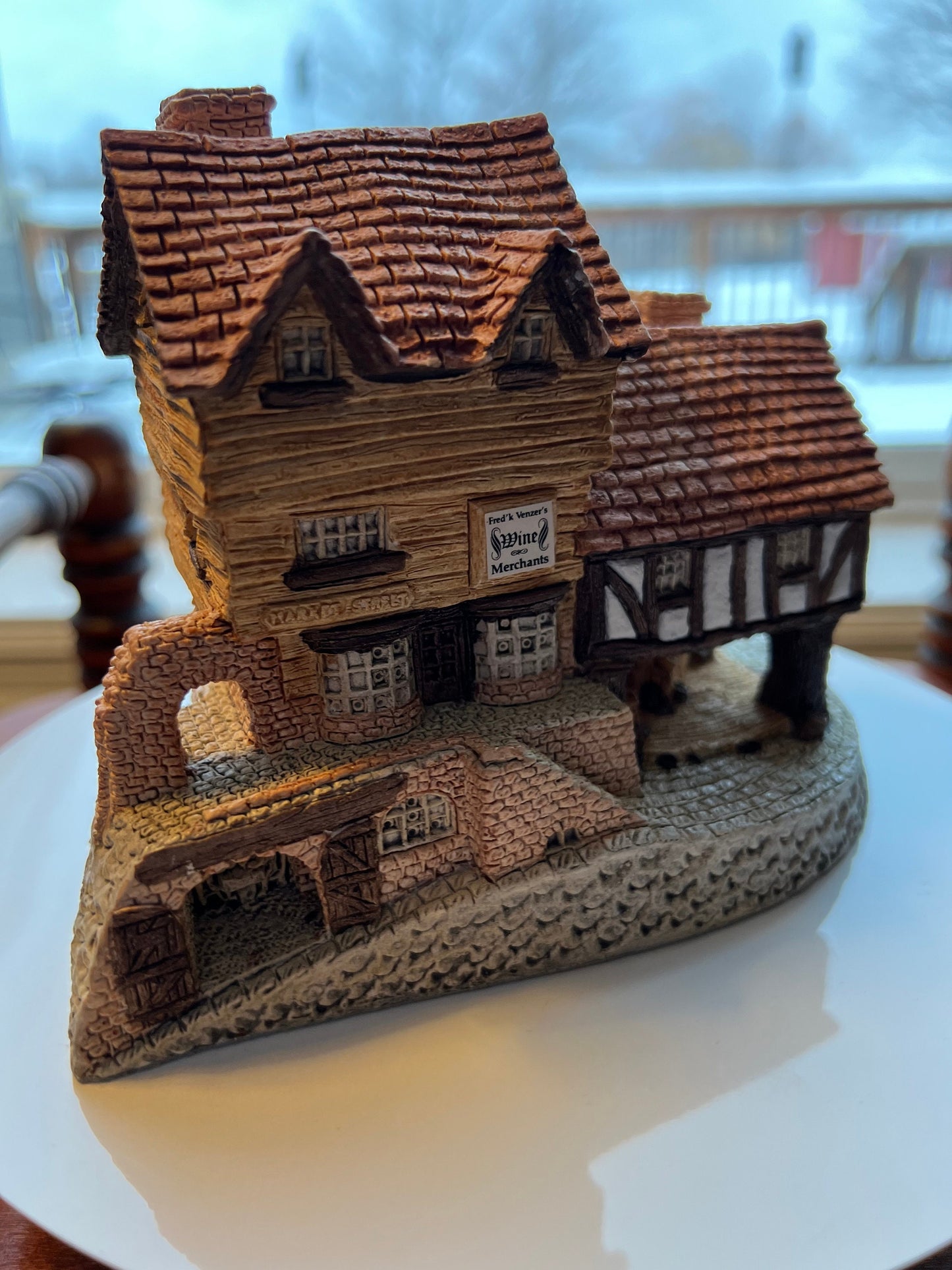 Vintage David Winter Market Street Cottage 1980 handmade cottage hand painted Great Britain figurines David Hine cottages