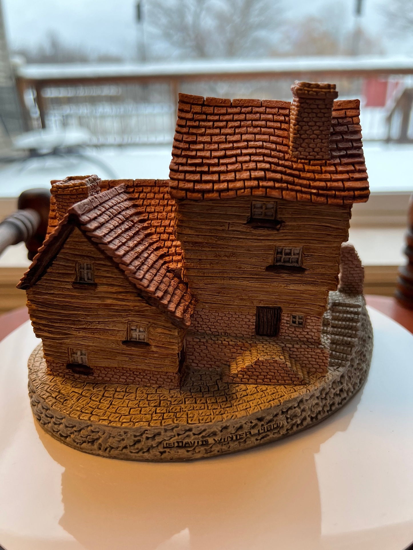 Vintage David Winter Market Street Cottage 1980 handmade cottage hand painted Great Britain figurines David Hine cottages