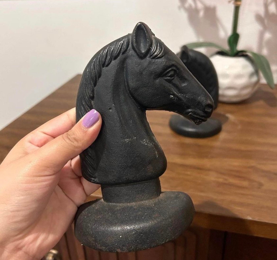 Vintage Cast Iron Horse Heads Bookends, Cast Iron Knights Chess Piece Horse Matching Bookends, Lover Antiques and Vintage