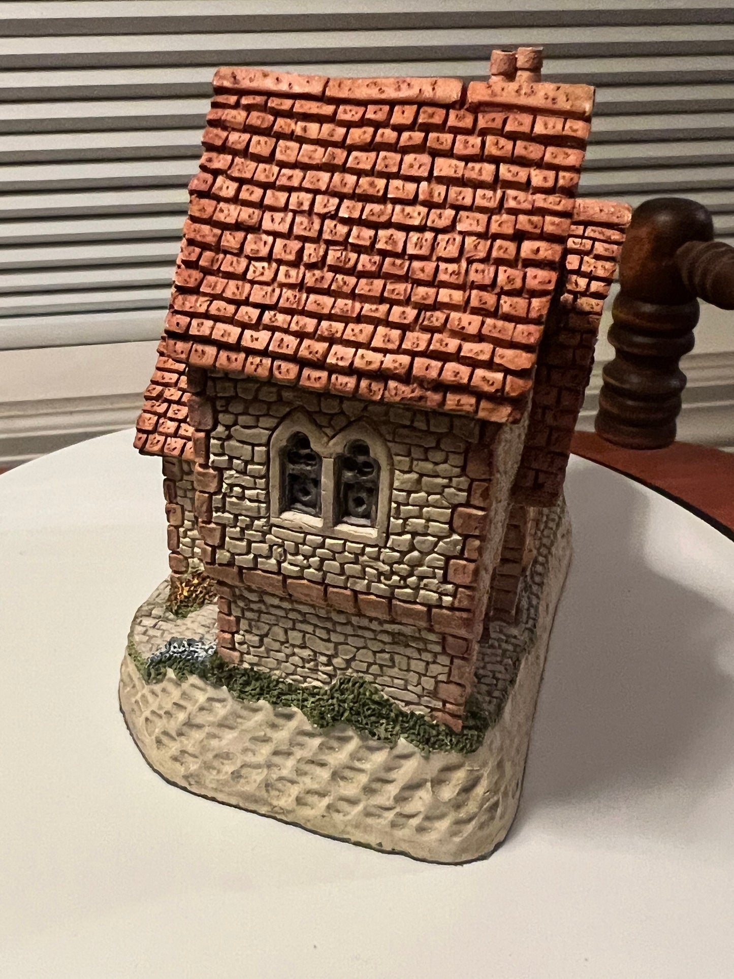 Vintage David Winter Staffordshire Vicarage 1994 Cottages handmade hand painted Great Britain figurines