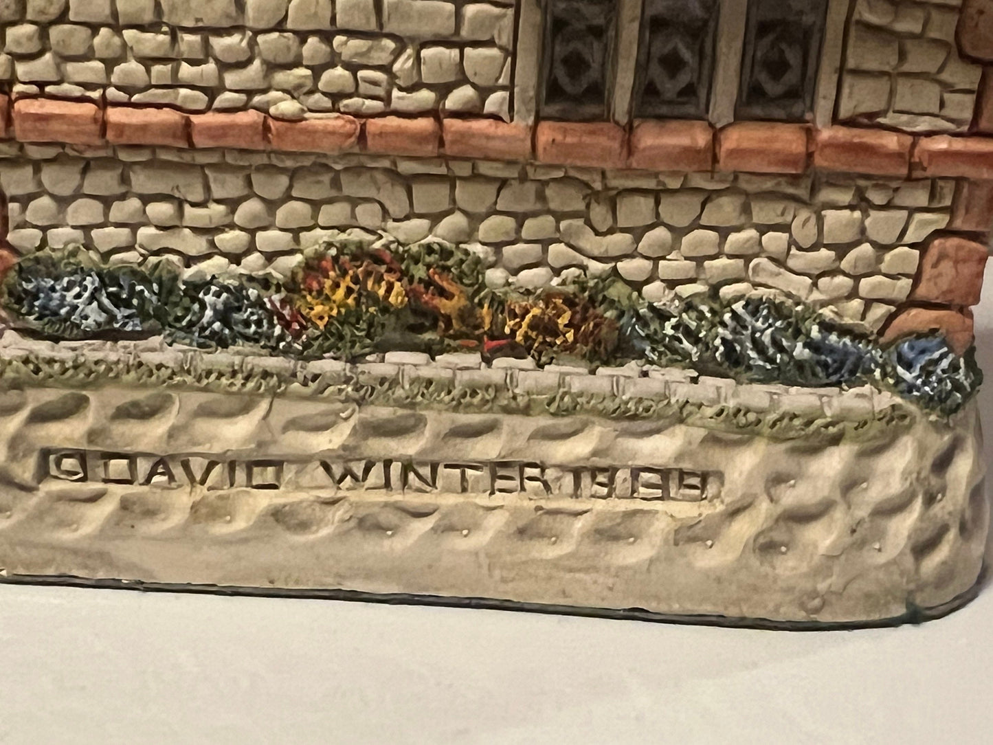 Vintage David Winter Staffordshire Vicarage 1994 Cottages handmade hand painted Great Britain figurines