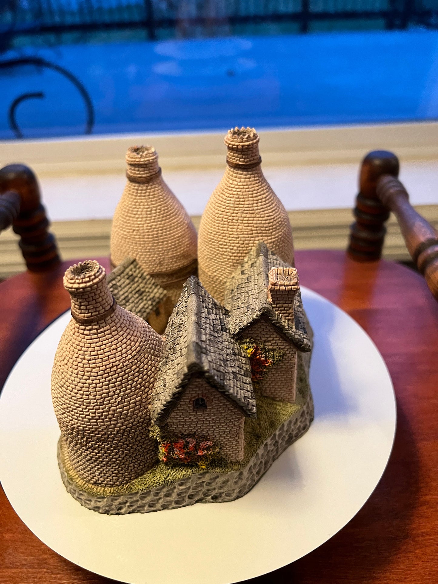 Vintage David Winter Cottages The Midlands Collection The Bottle Kilns Cottage 1987 handmade hand painted Great Britain figurines David Hine