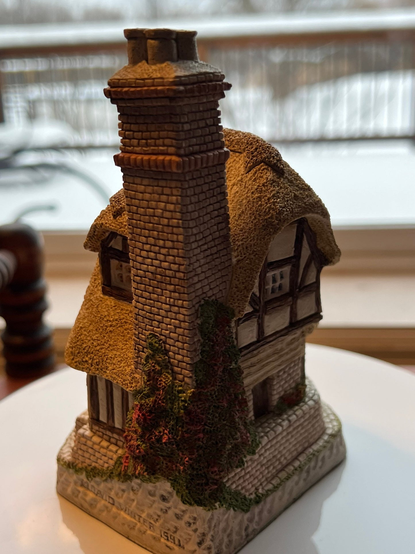 Vintage David Winter Audrey’s Tea Room Cottage 1991 handmade cottages hand painted Great Britain figurines David Hine cottages