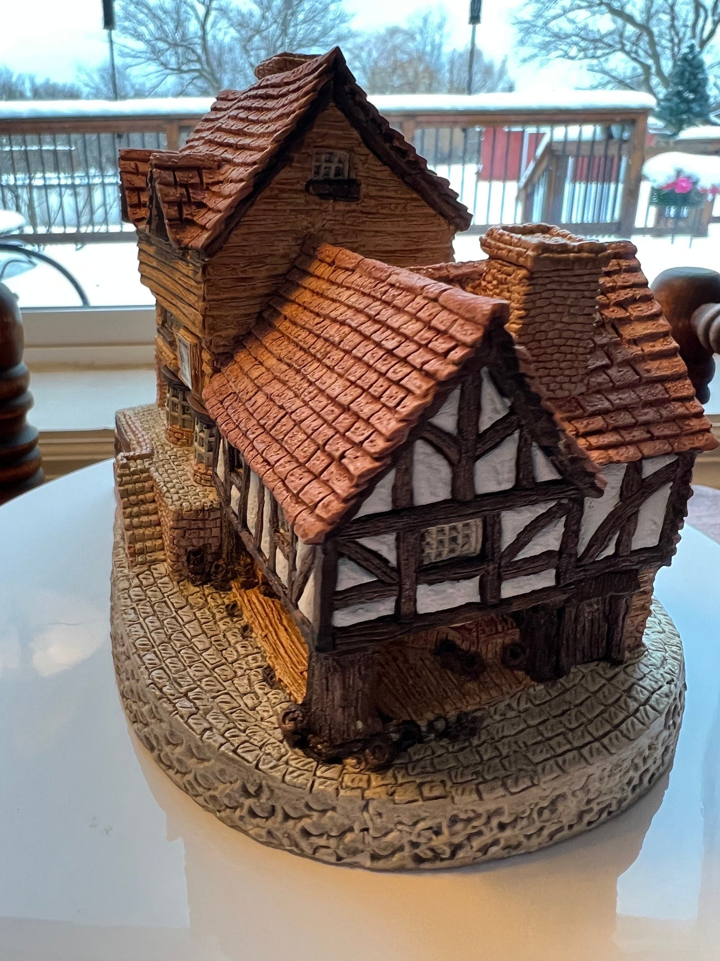 Vintage David Winter Market Street Cottage 1980 handmade cottage hand painted Great Britain figurines David Hine cottages