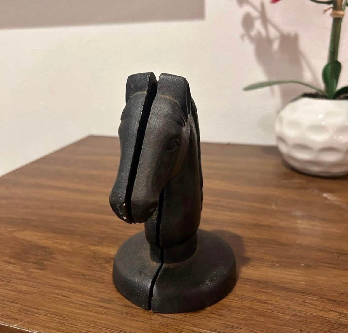 Vintage Cast Iron Horse Heads Bookends, Cast Iron Knights Chess Piece Horse Matching Bookends, Lover Antiques and Vintage