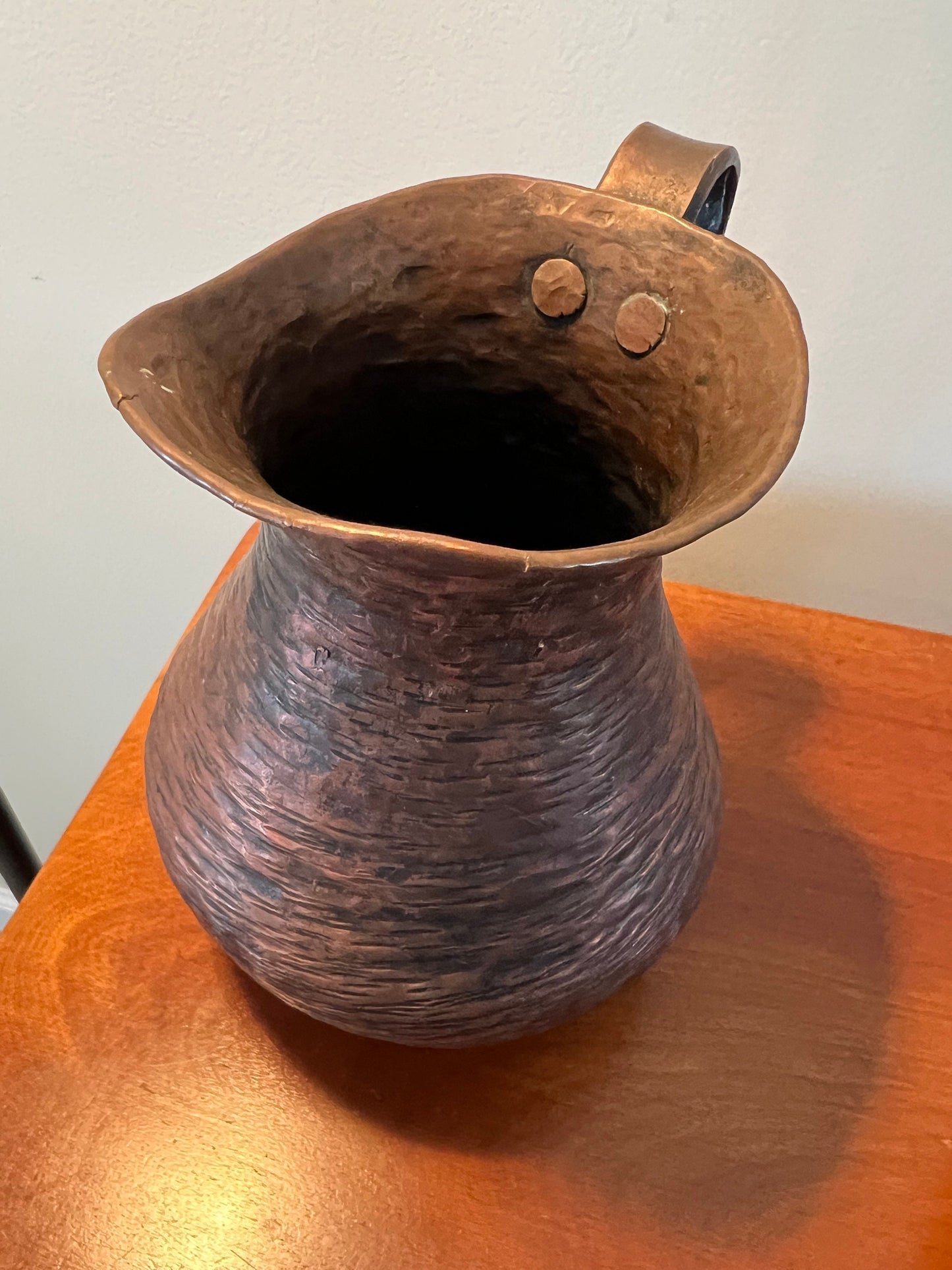 Antique Hammered Copper Pitcher Pot Primitive Arts and Crafts Art Lover Antiques and Vintage