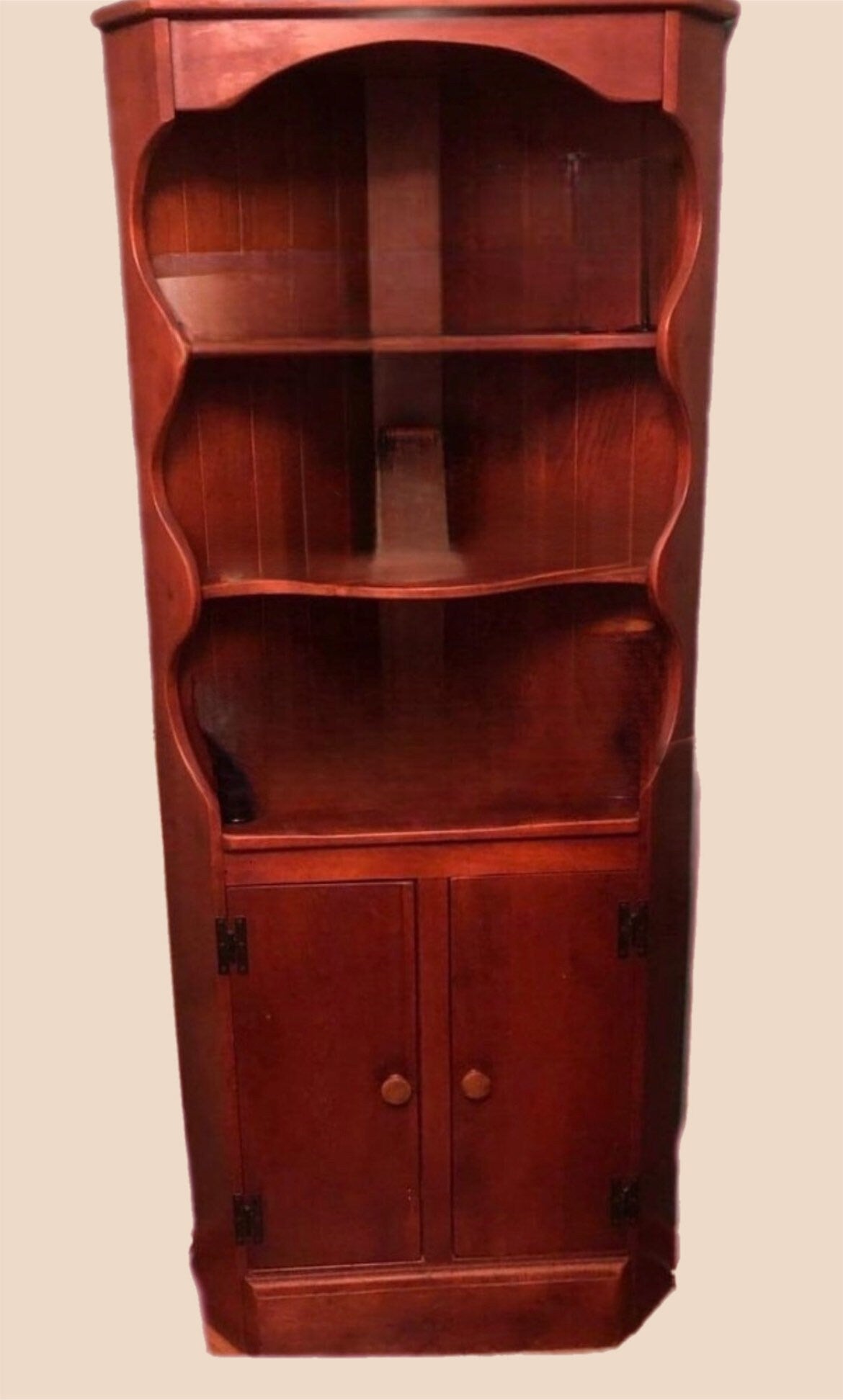 Cushman Colonial Creations Corner Cabinet No. 3-179 made in 1933 beautiful and original