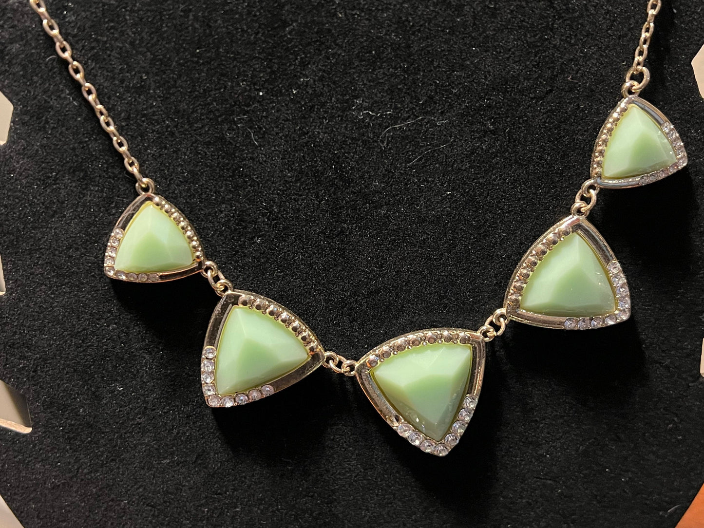 Vintage Earrings Necklace Bracelet Collection of 8 pieces Jewelry earring Lover Antiques