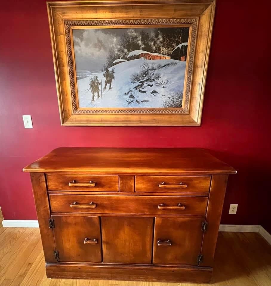 Cushman Colonial Creations Woodford Dresser Hutch No. 4-179, Vintage Furniture Mid Century Modern Server Buffet, Lover Antiques and Vintage