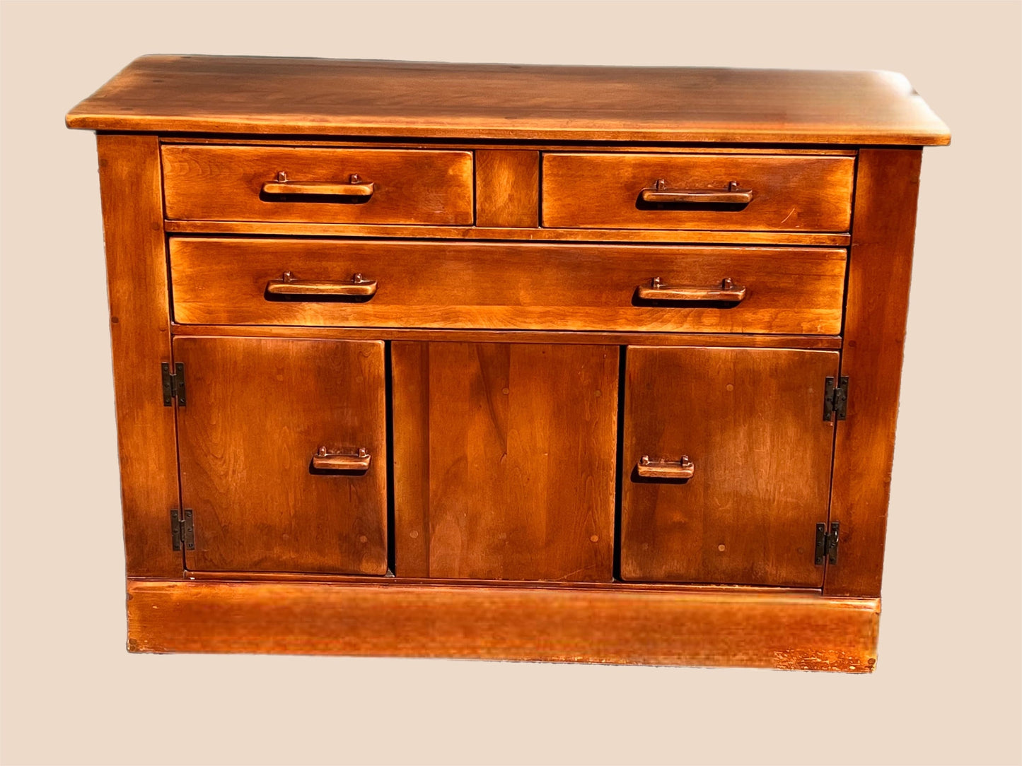 Cushman Colonial Creations Woodford Dresser Hutch No. 4-179, Vintage Furniture Mid Century Modern Server Buffet, Lover Antiques and Vintage