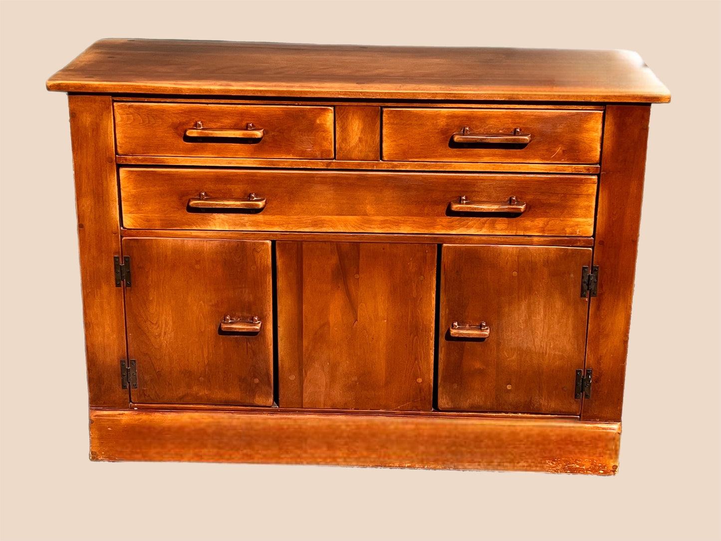 Cushman Colonial Creations Woodford Dresser Hutch No. 4-179, Vintage Furniture Mid Century Modern Server Buffet, Lover Antiques and Vintage