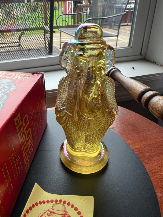 Vintage Yellow Elephant Clown Joey Glass Summit Art Trunk Up Sculpture Art Glass Figurine elephants signed Russ Vogelsong Lover Antiques