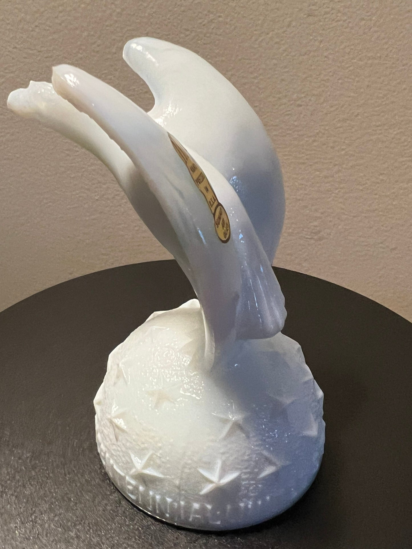 Vintage White American Eagle Statue Figurine by Russ Vogelsong of Summit Art Glass Lover Antiques and Vintage