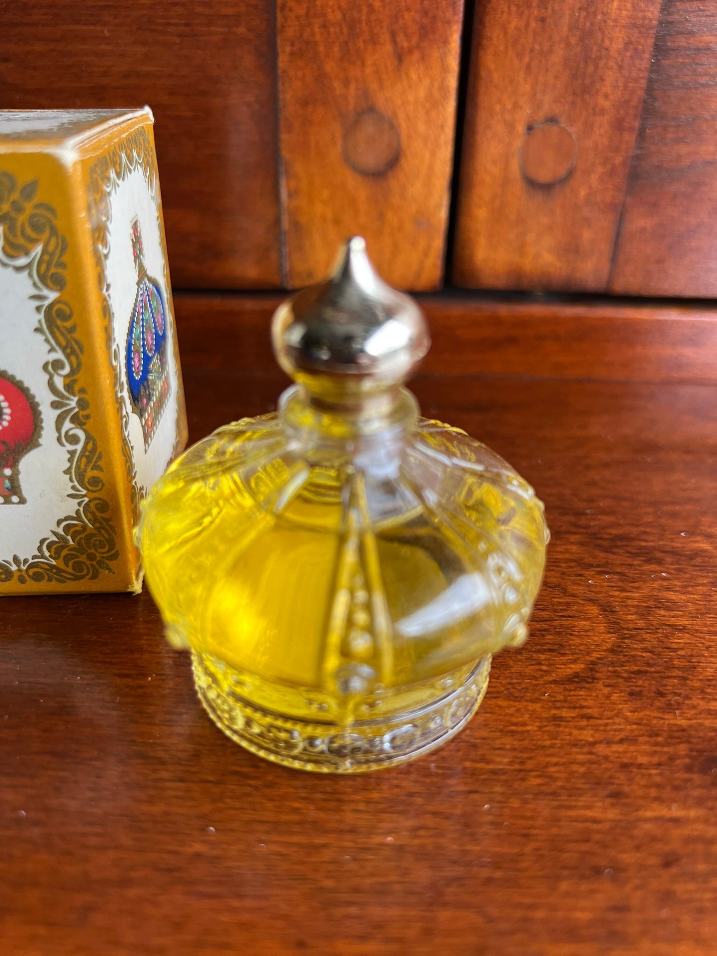 Vintage Avon Cologne Royale 1 ounce Field Flowers with Box Full Bottle Lover Antiques and Vintage