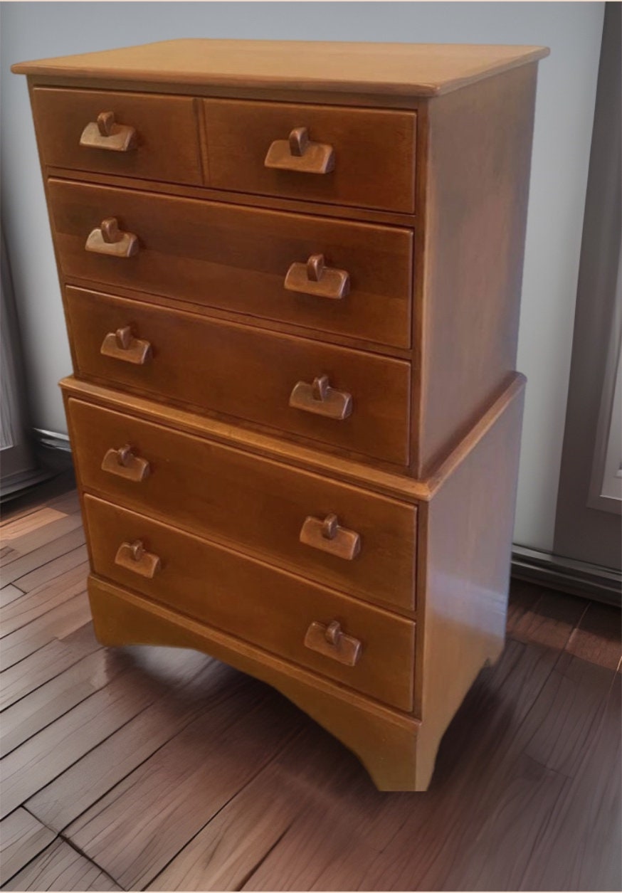 Cushman Colonial Creations Priscilla Alden Chest-on-Chest Dresser No. 3056 5 drawer tall chest Stunning!