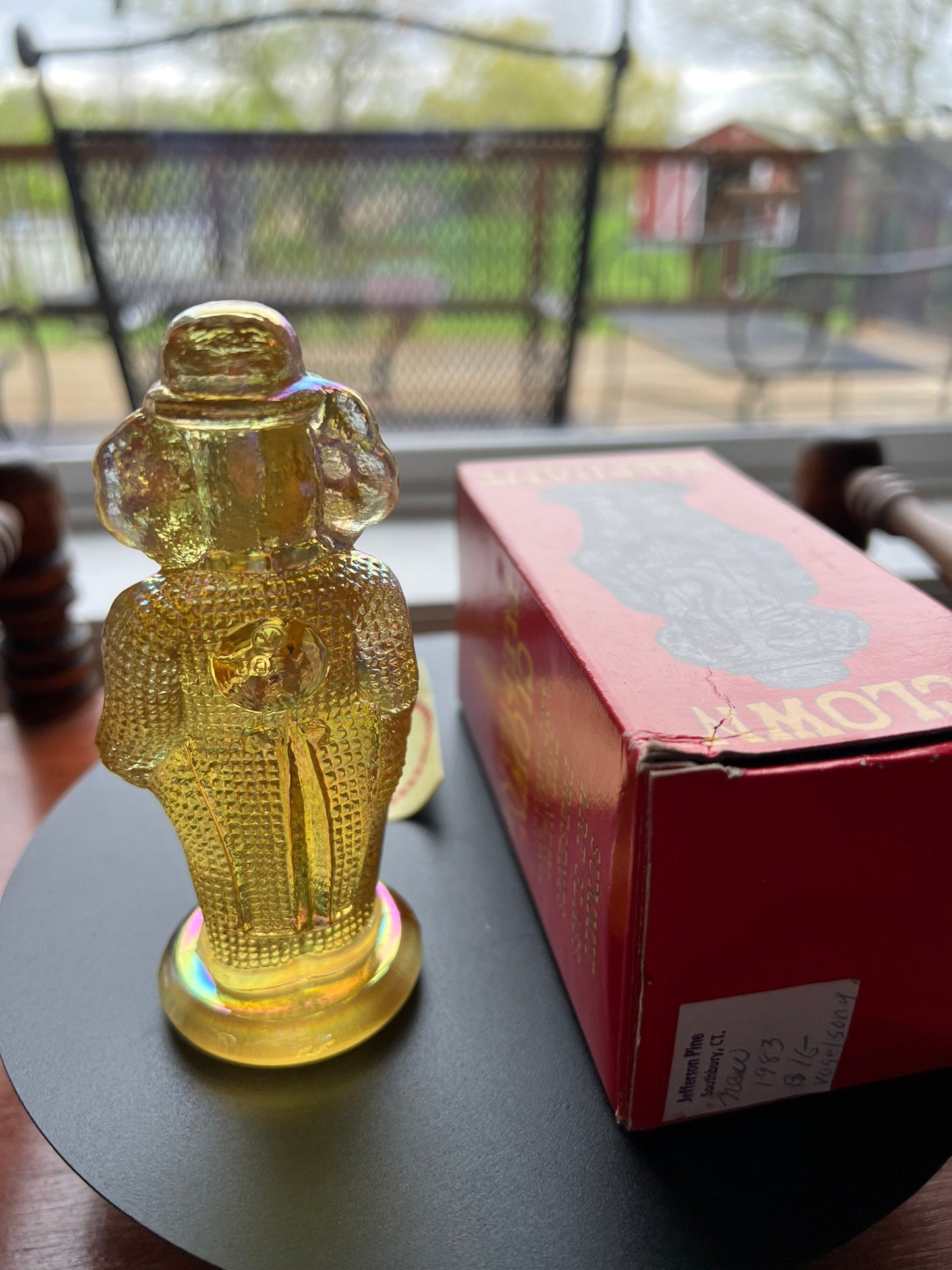 Vintage Yellow Elephant Clown Joey Glass Summit Art Trunk Up Sculpture Art Glass Figurine elephants signed Russ Vogelsong Lover Antiques
