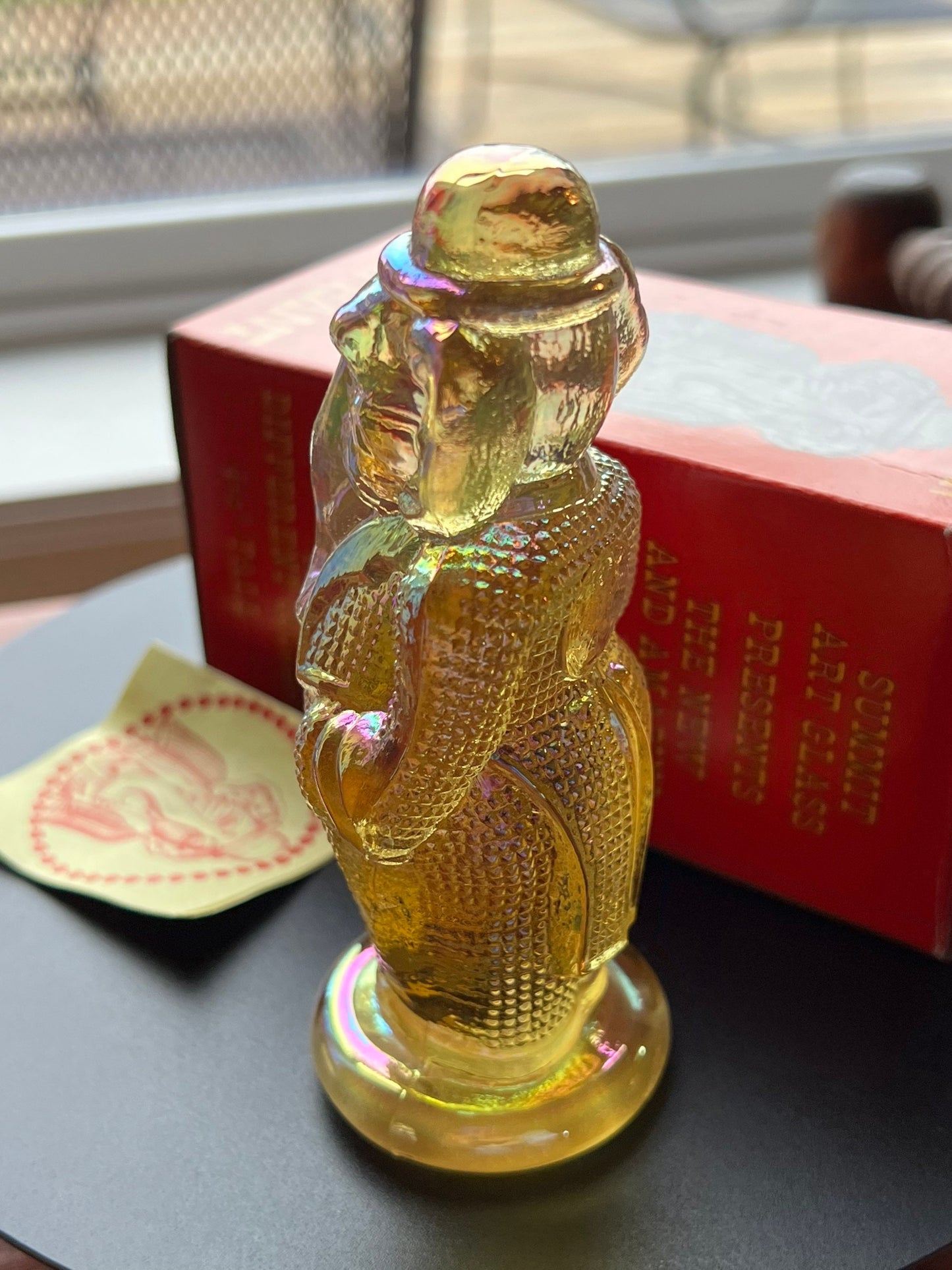 Vintage Yellow Elephant Clown Joey Glass Summit Art Trunk Up Sculpture Art Glass Figurine elephants signed Russ Vogelsong Lover Antiques