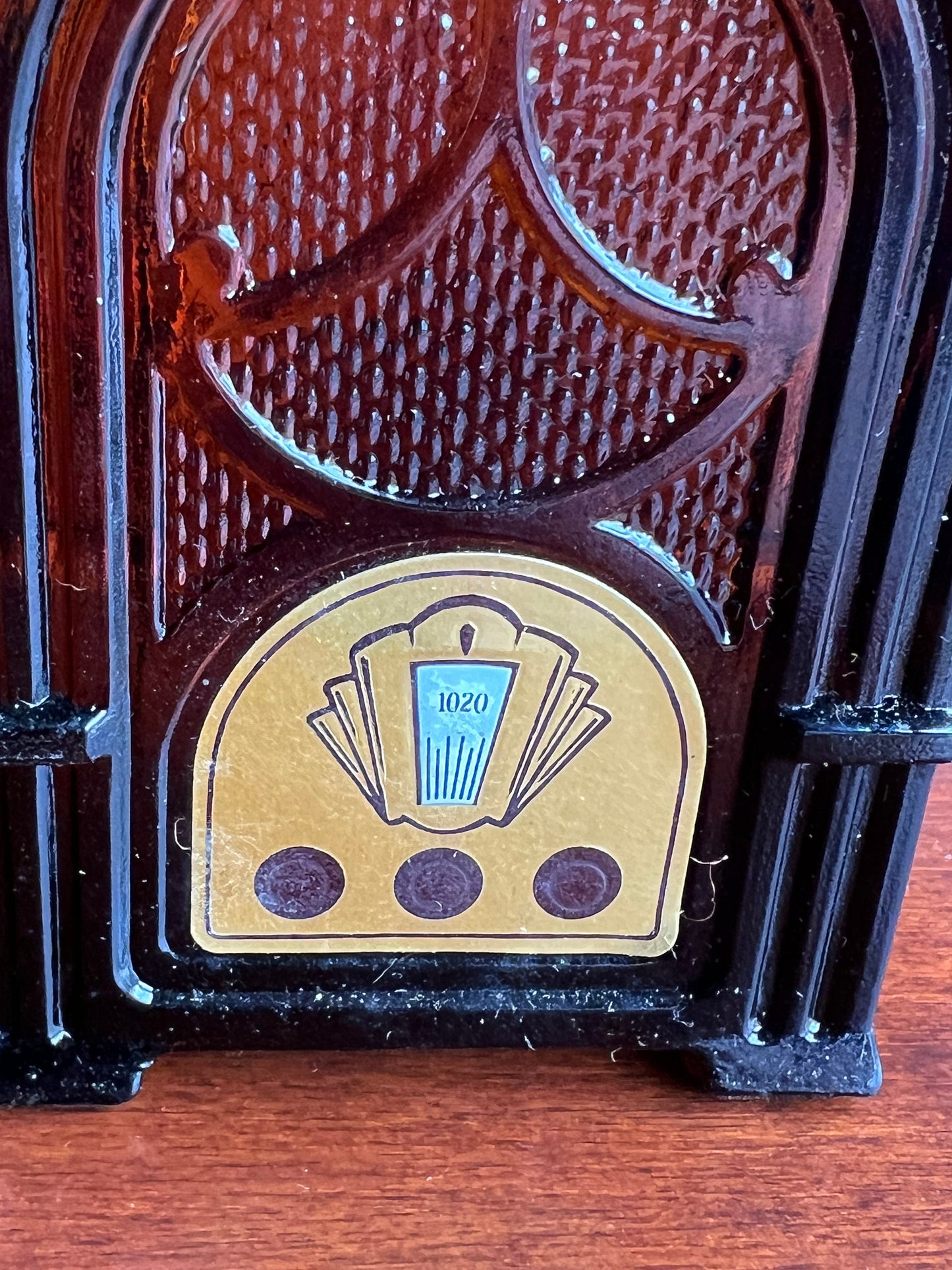 Vintage Avon Remember When Radio Decanter Wild Country After Shave Full Bottle Not Used Cologne Lover Antiques and Vintage