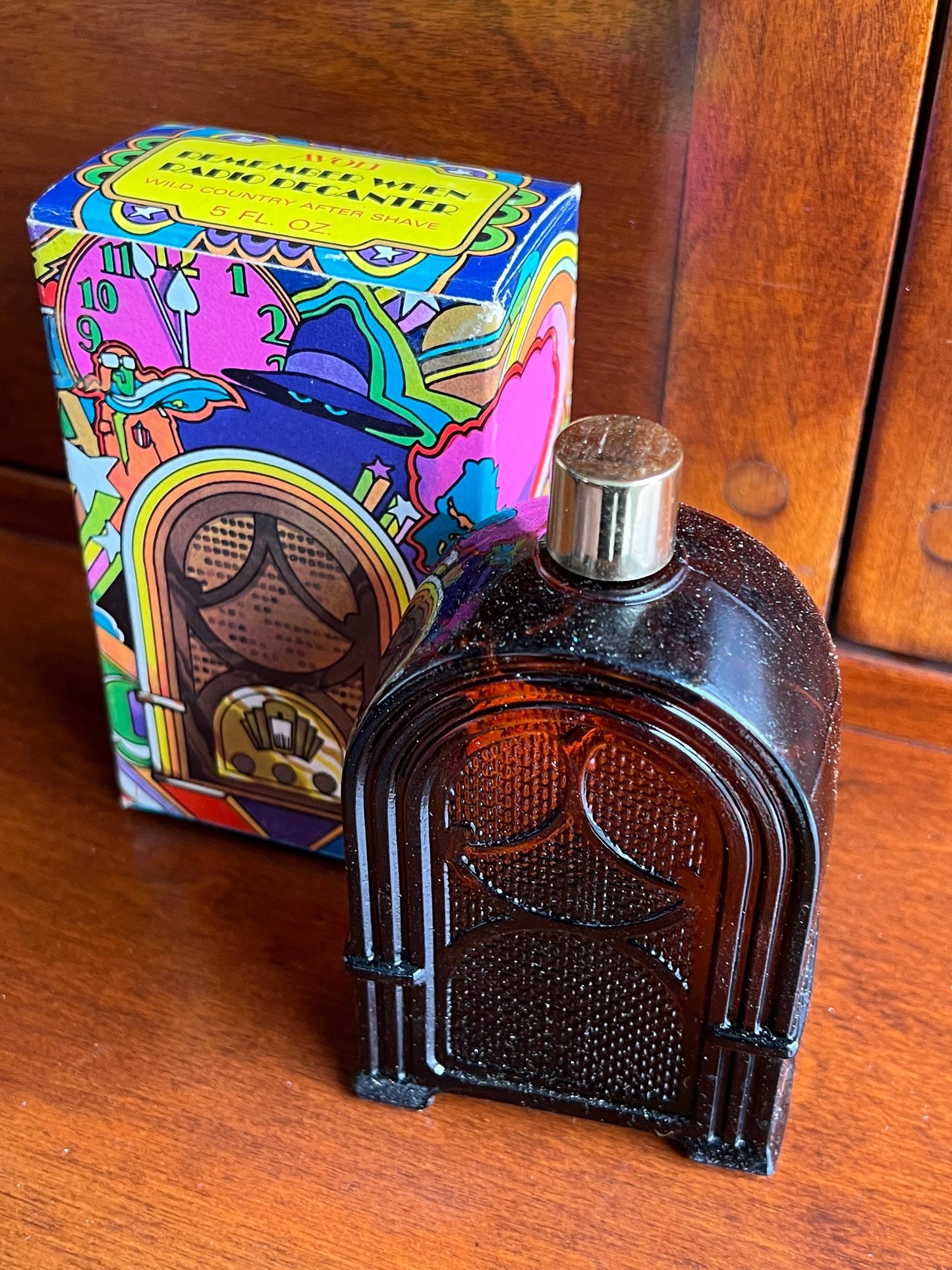 Vintage Avon Remember When Radio Decanter Wild Country After Shave Full Bottle Not Used Cologne Lover Antiques and Vintage
