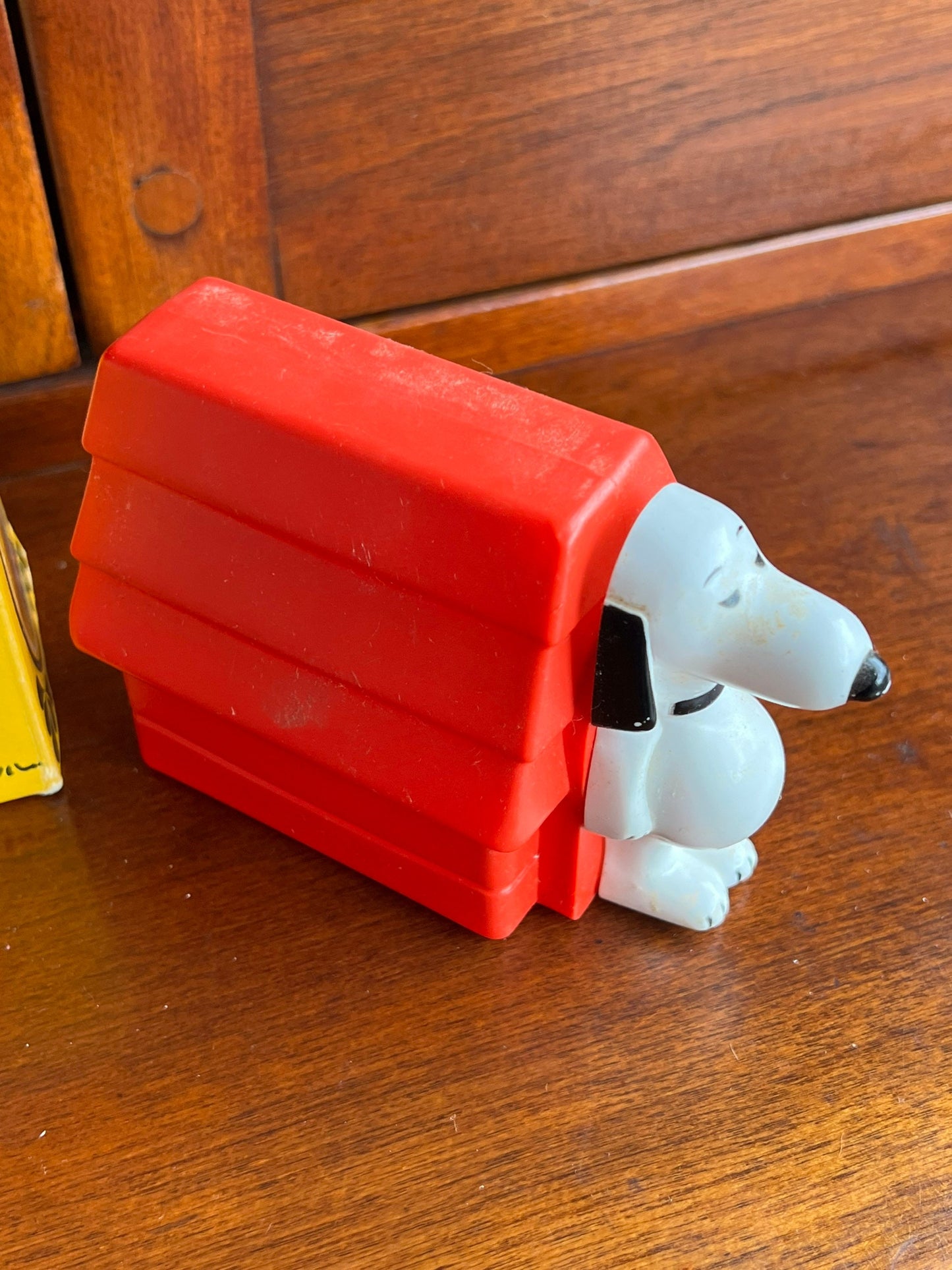 Vintage Avon Snoopy and Doghouse Non Tear Shampoo with Box 8 ounces Lover Antiques and Vintage