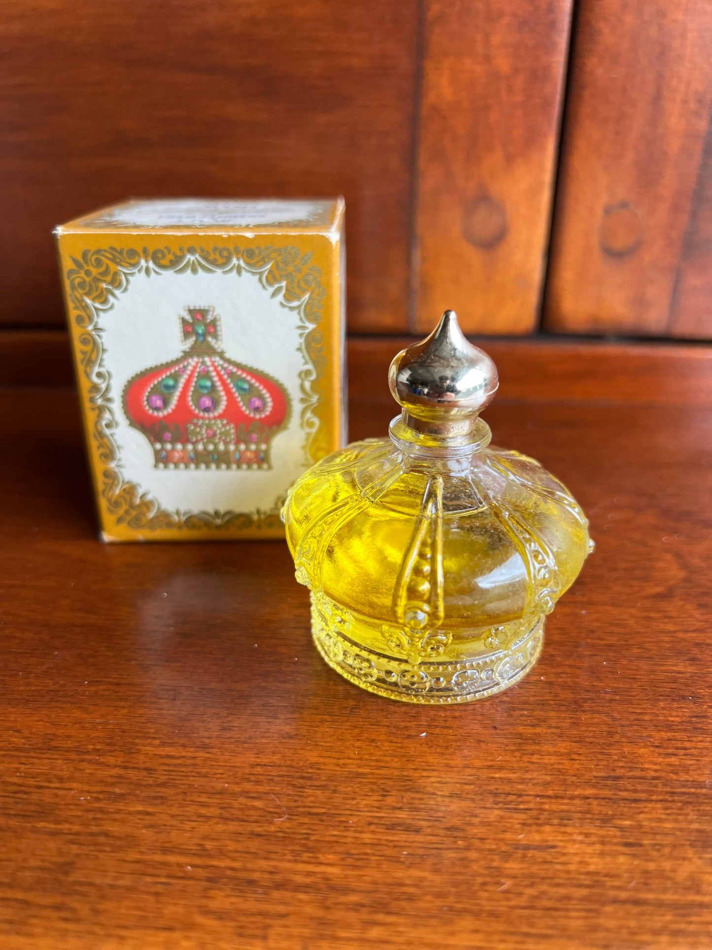 Vintage Avon Cologne Royale 1 ounce Field Flowers with Box Full Bottle Lover Antiques and Vintage