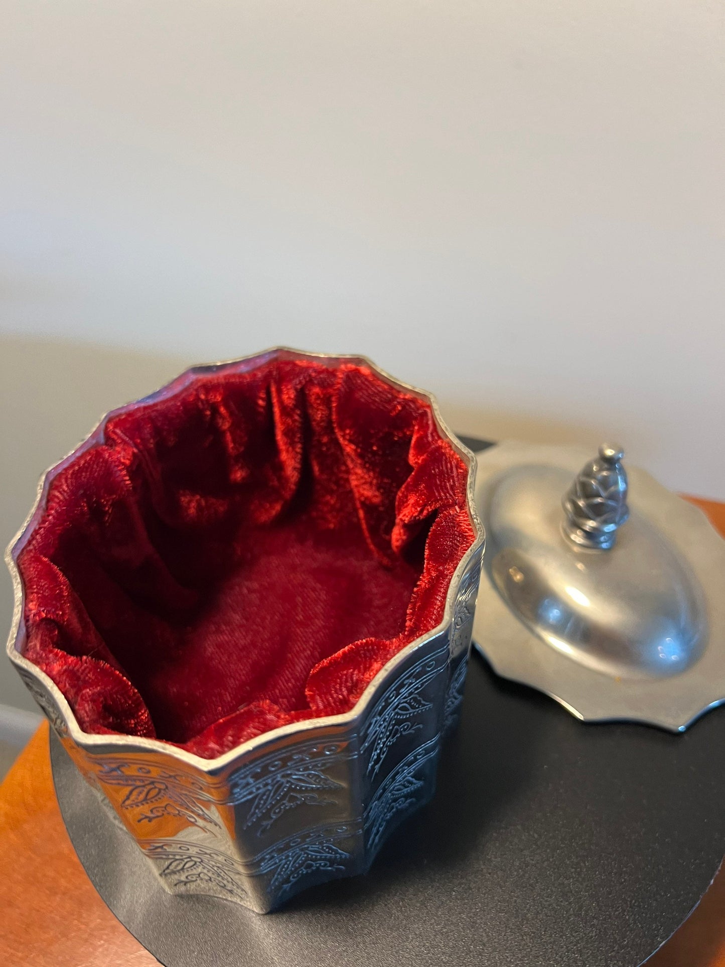 Vintage Godinger Silver Plate 1991 Oval Trinket Jewelry Box Red Velvet Lined 5” tall Lover Antiques and Vintage