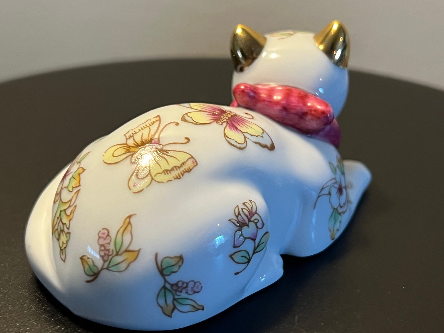 Vintage Porcelain Cat with Gold Accents House of Faberge by the Franklin Mint Cats of all kinds Kitten Art Glass Lover Antiques and Vintage