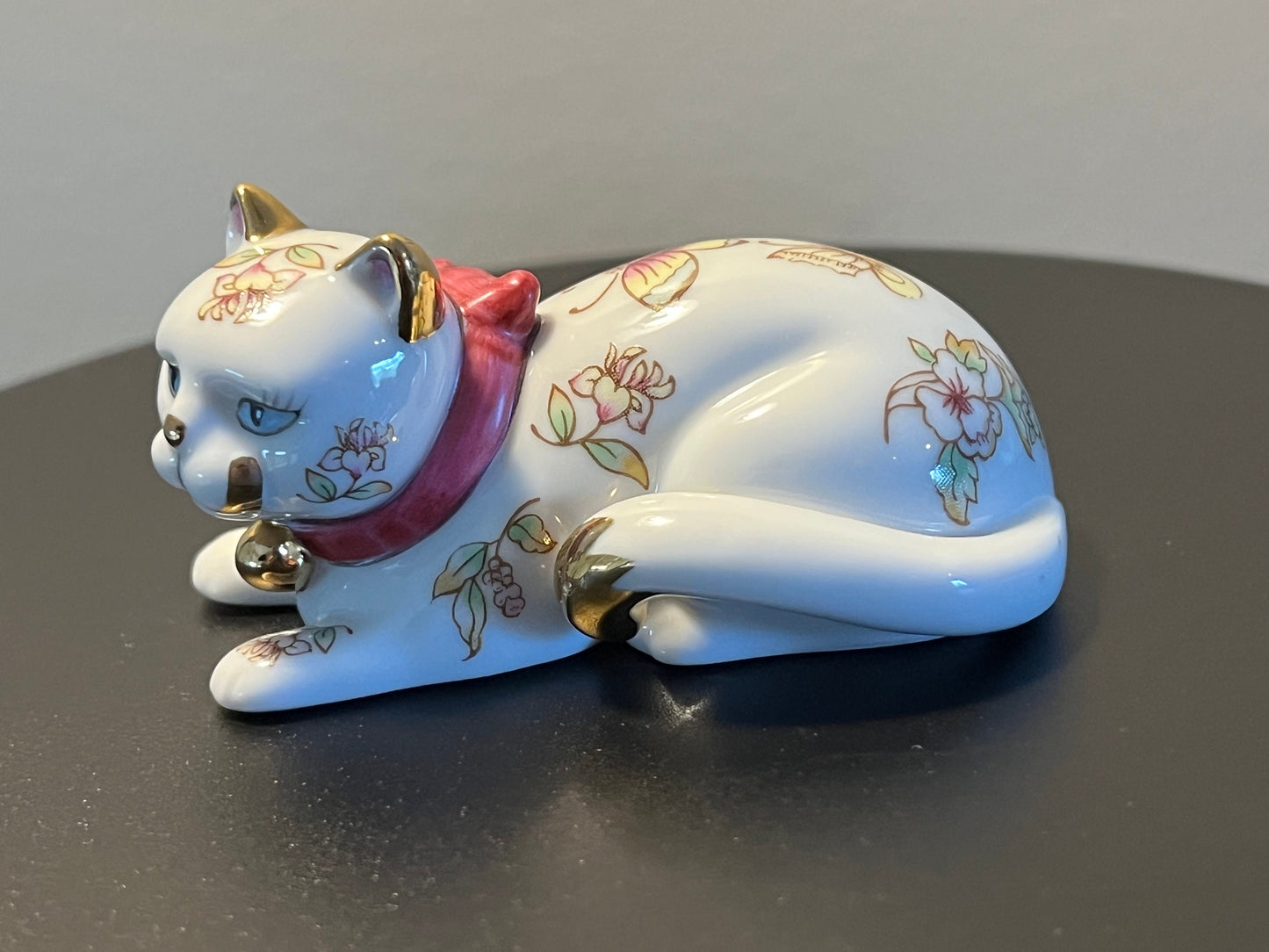 Vintage Porcelain Cat with Gold Accents House of Faberge by the Franklin Mint Cats of all kinds Kitten Art Glass Lover Antiques and Vintage