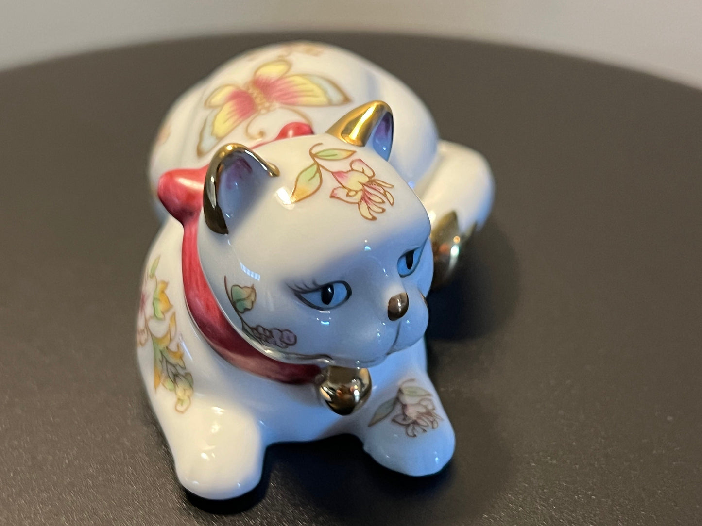 Vintage Porcelain Cat with Gold Accents House of Faberge by the Franklin Mint Cats of all kinds Kitten Art Glass Lover Antiques and Vintage