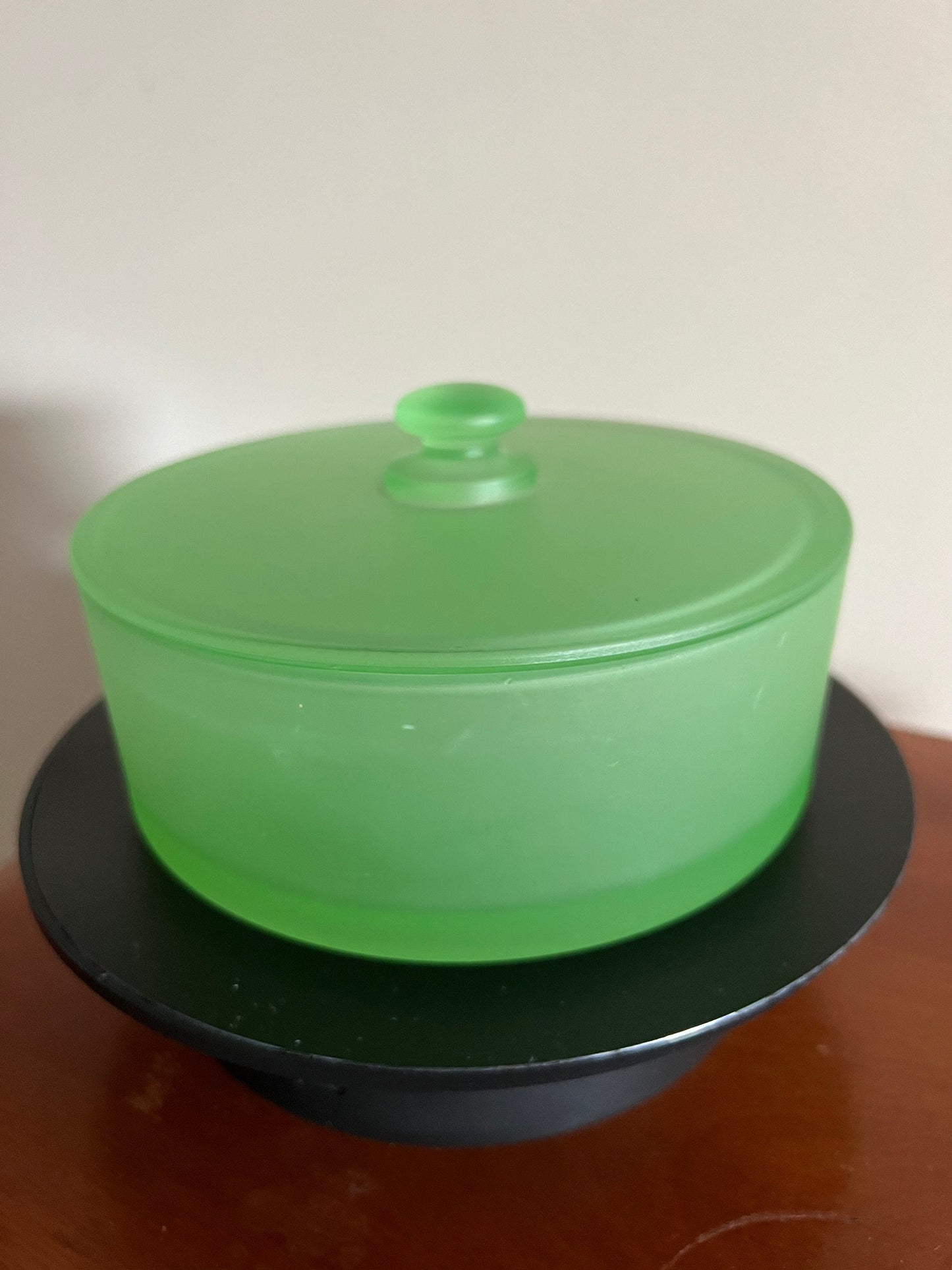 Vintage Vaseline Uranium Glass Powder Container with Lid Dish top Glows Green Art Depression Glass Mid Century Modern Lover Antiques