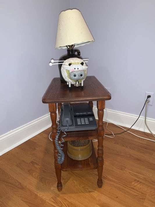 Antique Oak Side Table Coffee Table Small Wood Furniture Entryway Lover Antiques and Vintage