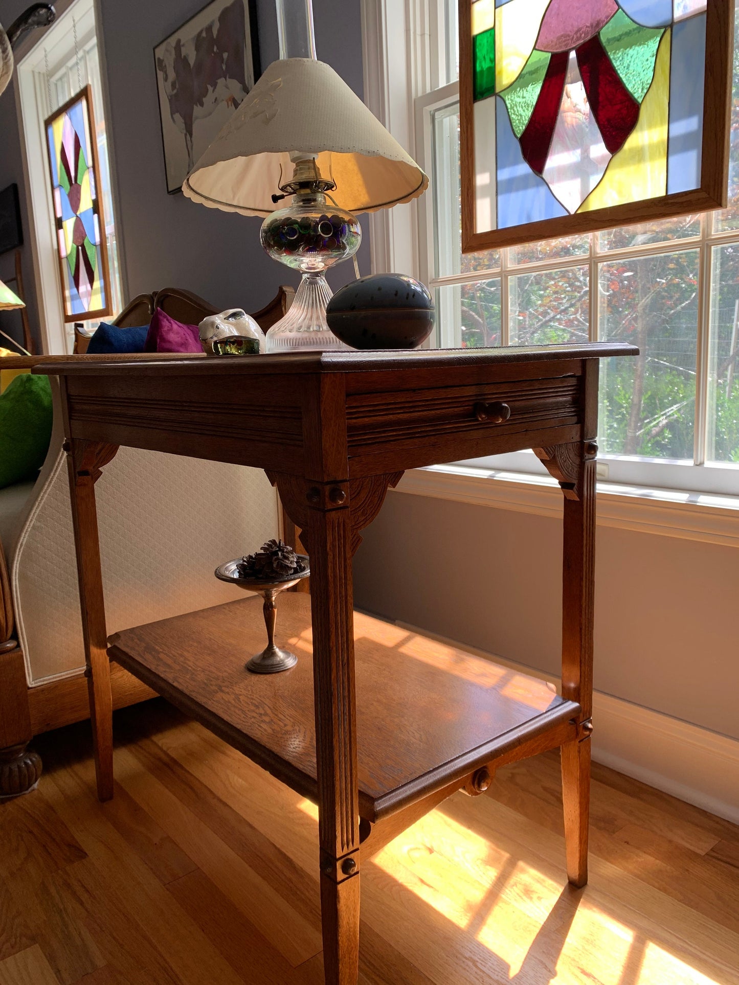 Antique Oak Side Table, End Table, Console Wood Entryway Lover Antiques and Vintage
